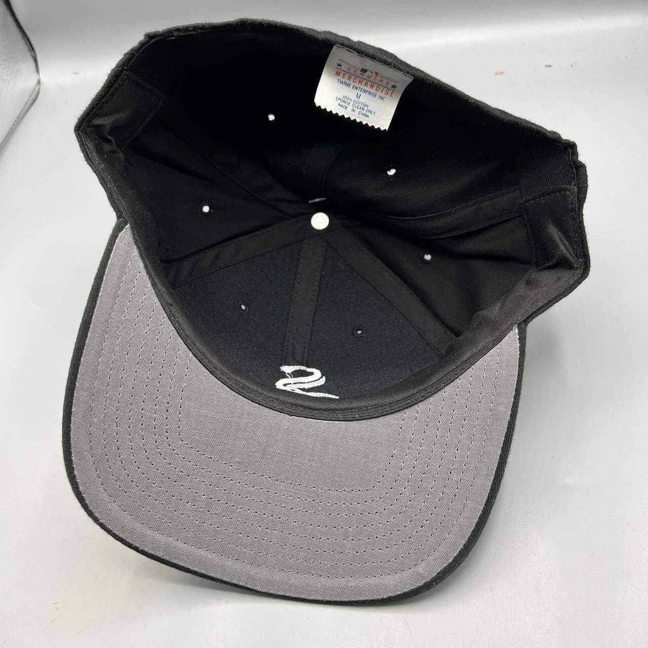 Twins Enterprise Inc. × Vintage Chicago White Sox Hat Men Medium Stretch Fitted Cap New Size ONE SIZE - 2 Thumbnail