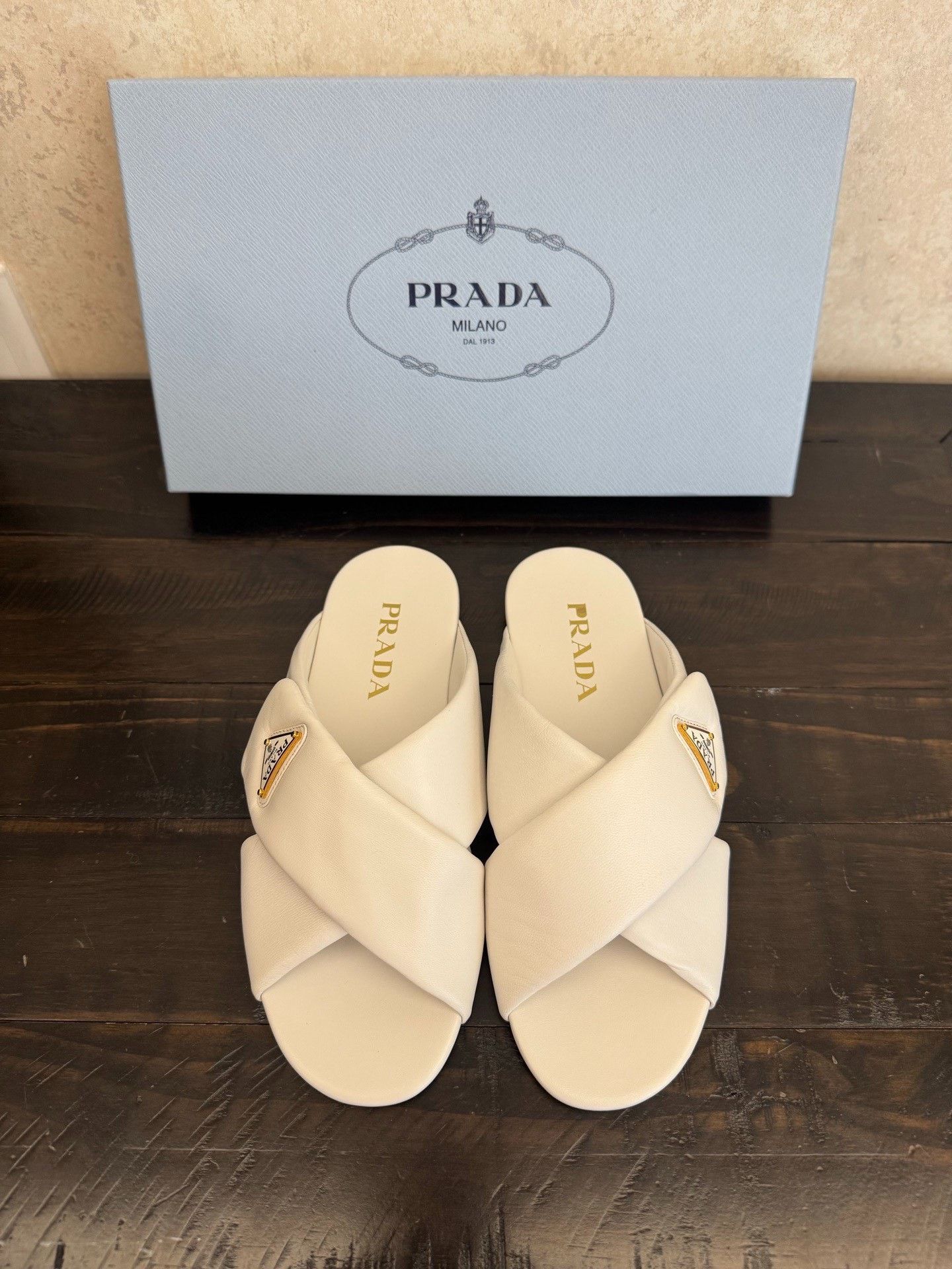 Prada Prada 25 Old Money Slippers Size US 6 / IT 36 - 1 Thumbnail