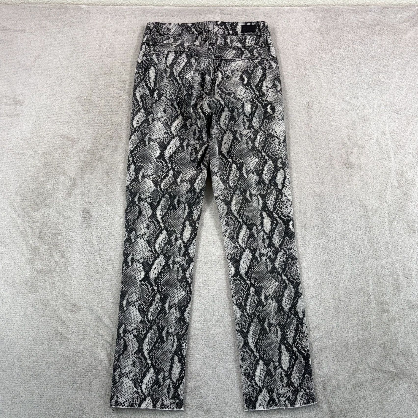 Paige PAIGE Hoxton Slim Roccia Snake Print Raw Hem Jeans Women 25 Designer USA Made Size 42" / US 20 - 5 Thumbnail