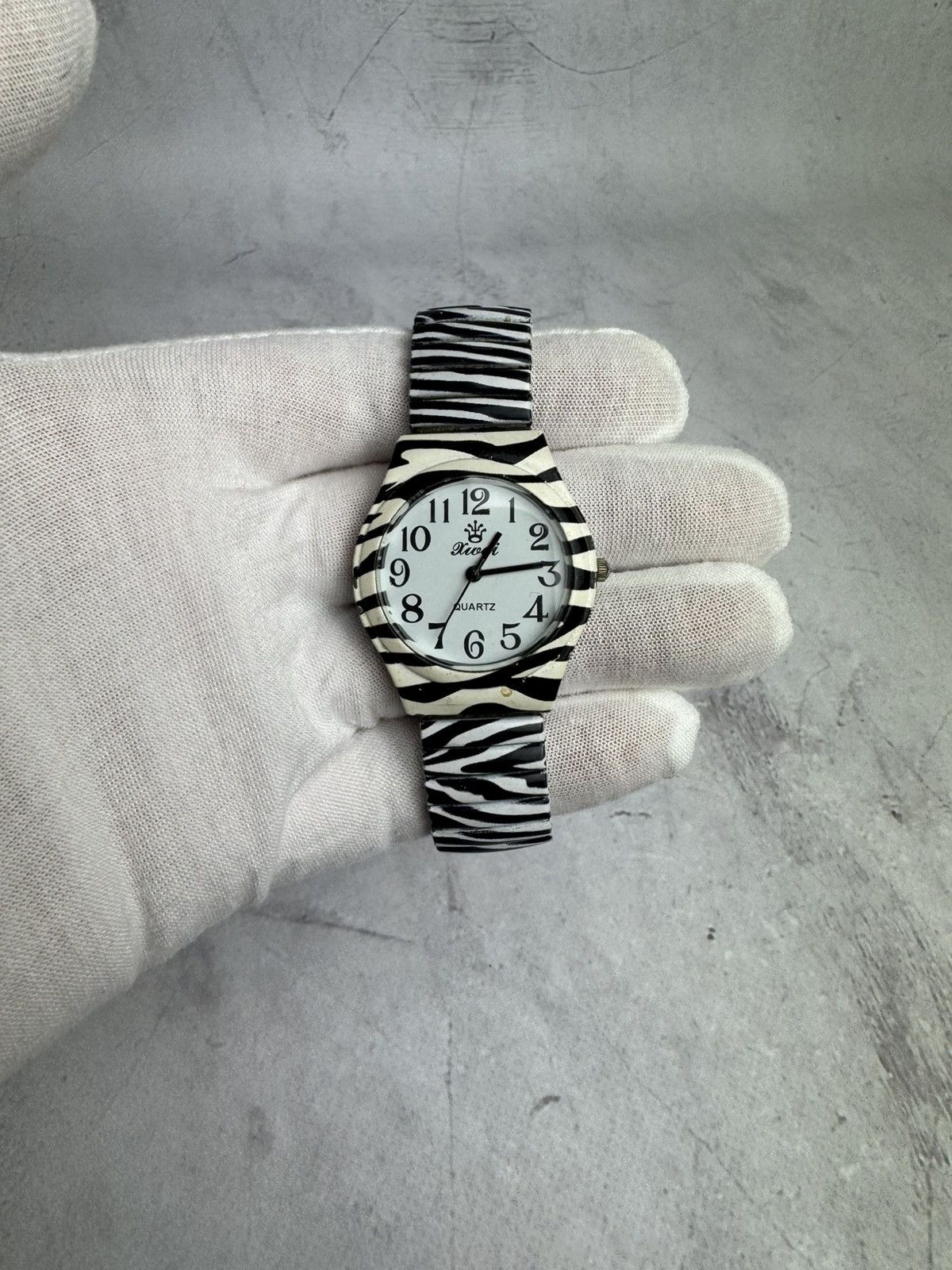 Hysteric Glamour × Vintage Vintage Japanese Style Futuristic Watch Size ONE SIZE - 1 Thumbnail