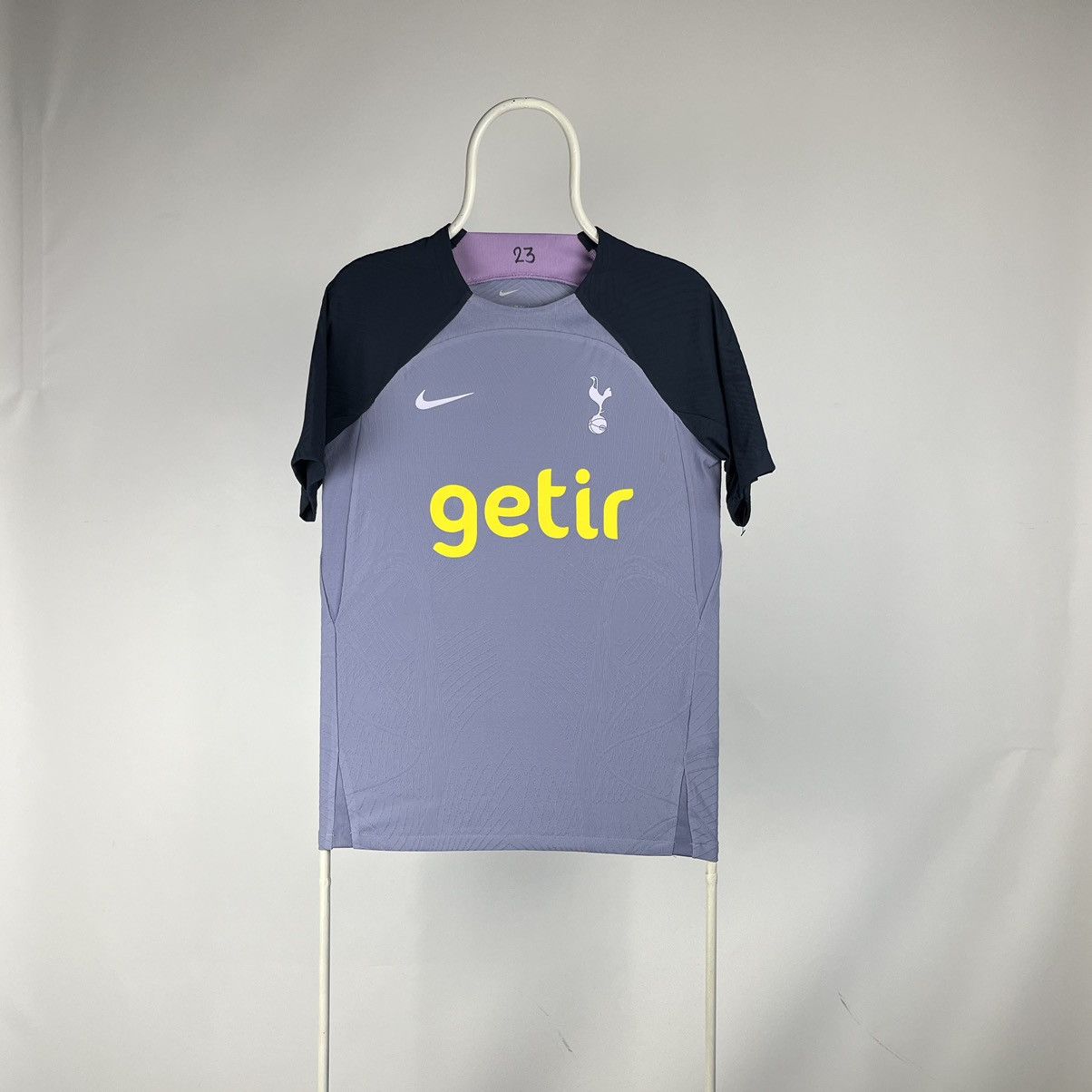 Nike Nike Tottenham home jersey 2023/24 Size US S / EU 44-46 / 1 - 1 Thumbnail