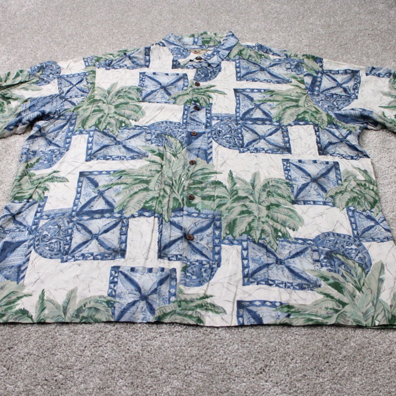 Tori Richard Tori Richard Hawaiian Shirt Mens 2XB XXL-Big Green/Blue Floral 100% Viscose S/S Shirt Big & Tall Mens Blue Floral Beach Tropical 90s? Size US XXL / EU 58 / 5 - 2 Thumbnail
