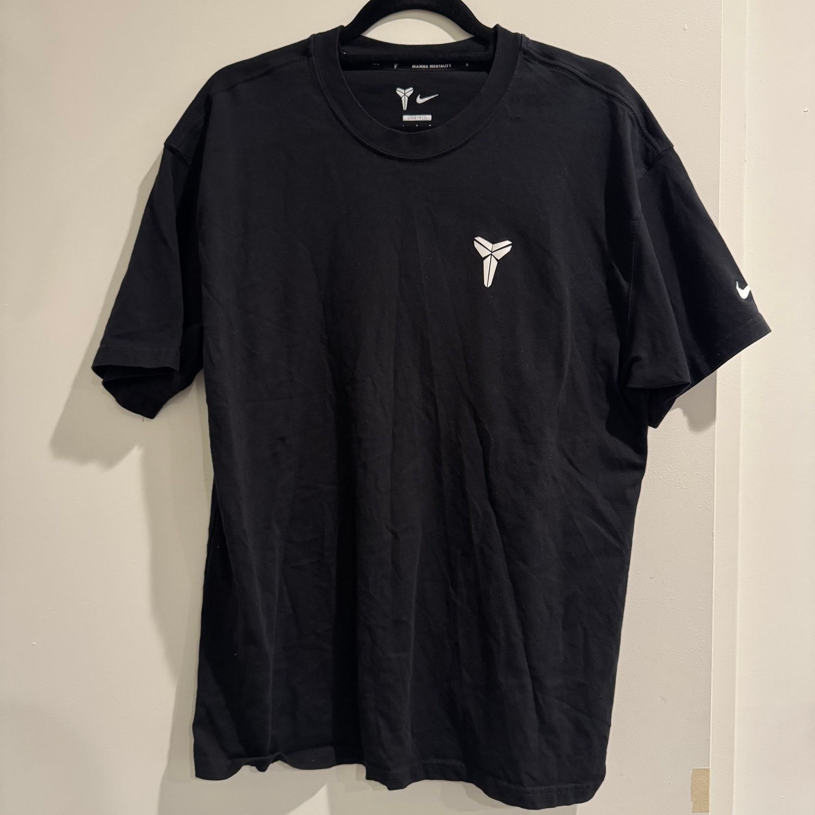Nike Nike Kobe Mamba Mentality Loose Fit Basketball T shirt Size US L / EU 52-54 / 3 - 1 Thumbnail