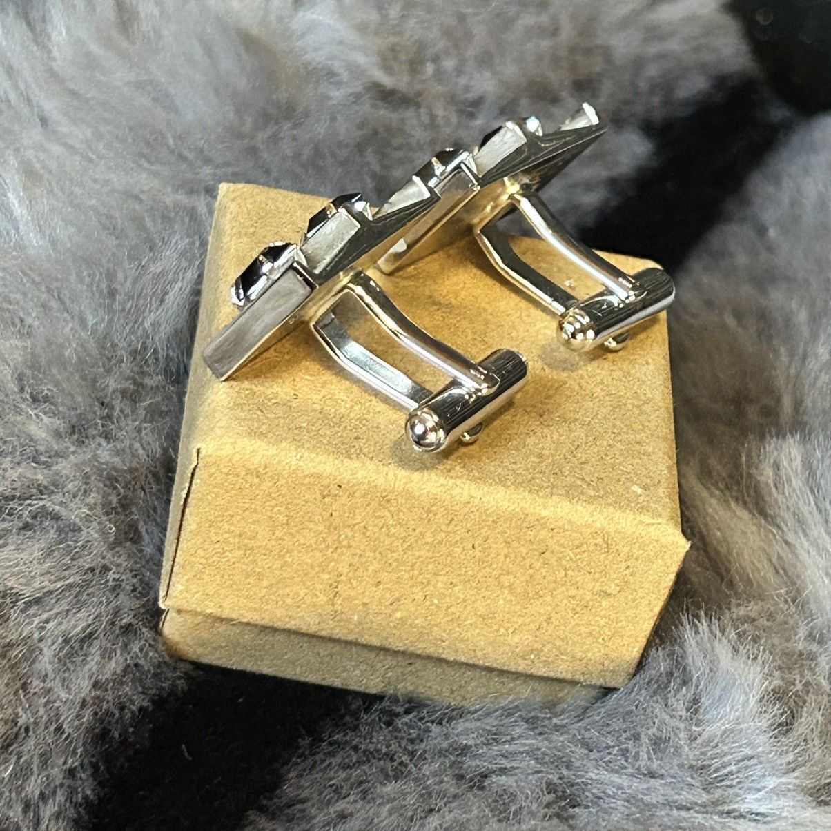 Vintage Vintage gentlemen’s smoky gray glass stone tilt cuff links Size ONE SIZE - 5 Thumbnail