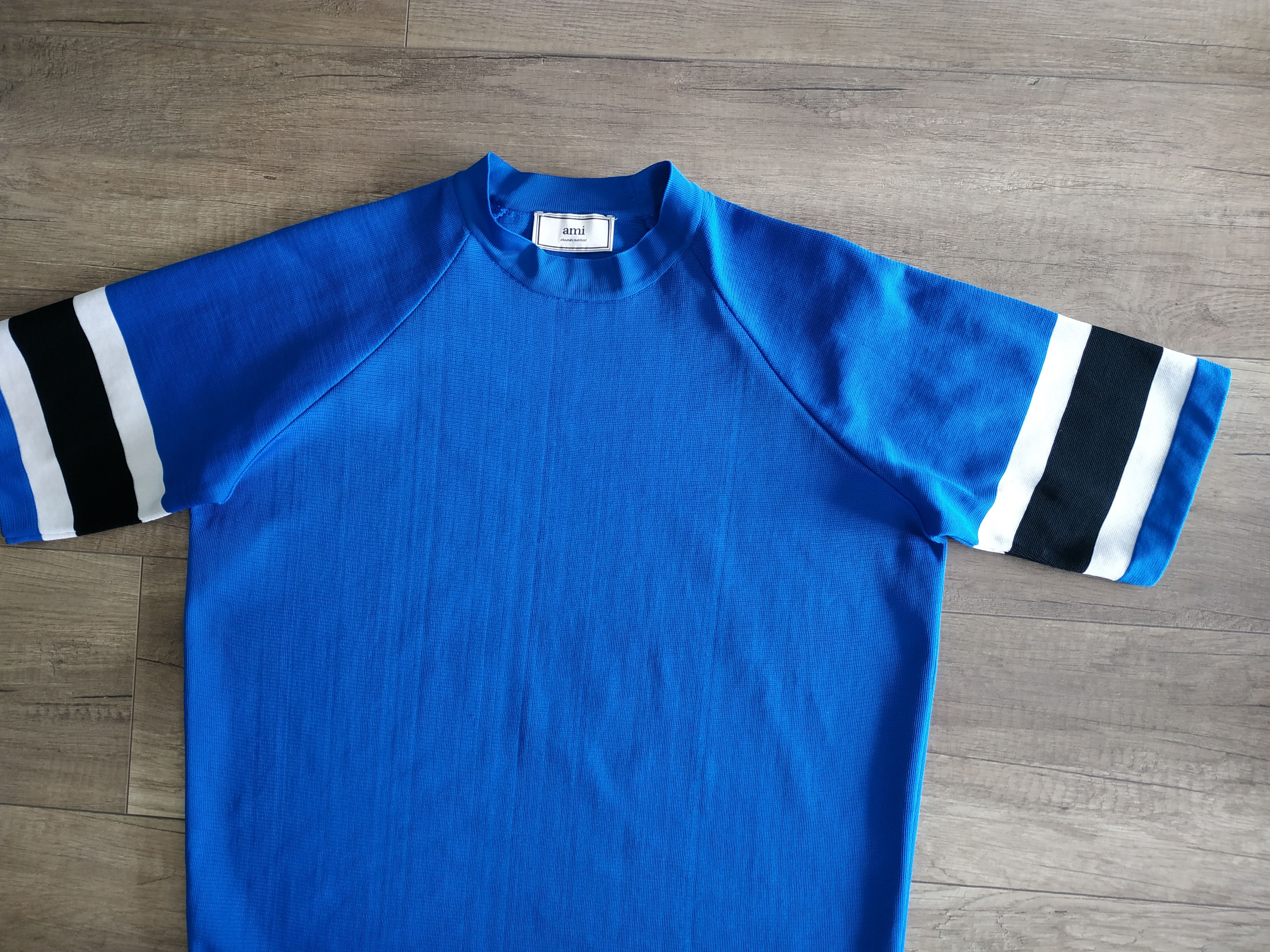 AMI AMI Paris Women's Oversize Royal Blue T-shirt, SMALL Size S / US 4 / IT 40 - 3 Thumbnail