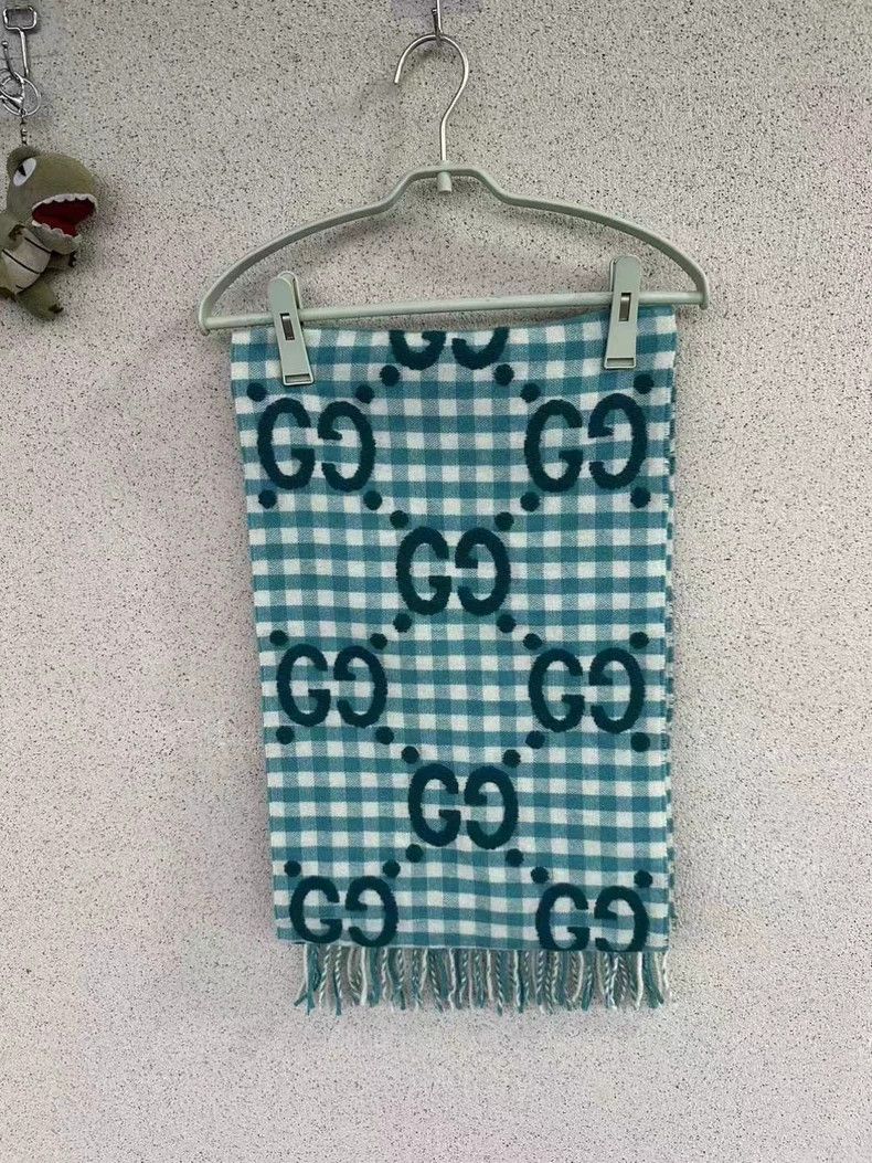 Gucci Gucci Green full-print plaid scarf 2501-Nextarrow Size ONE SIZE - 1 Thumbnail