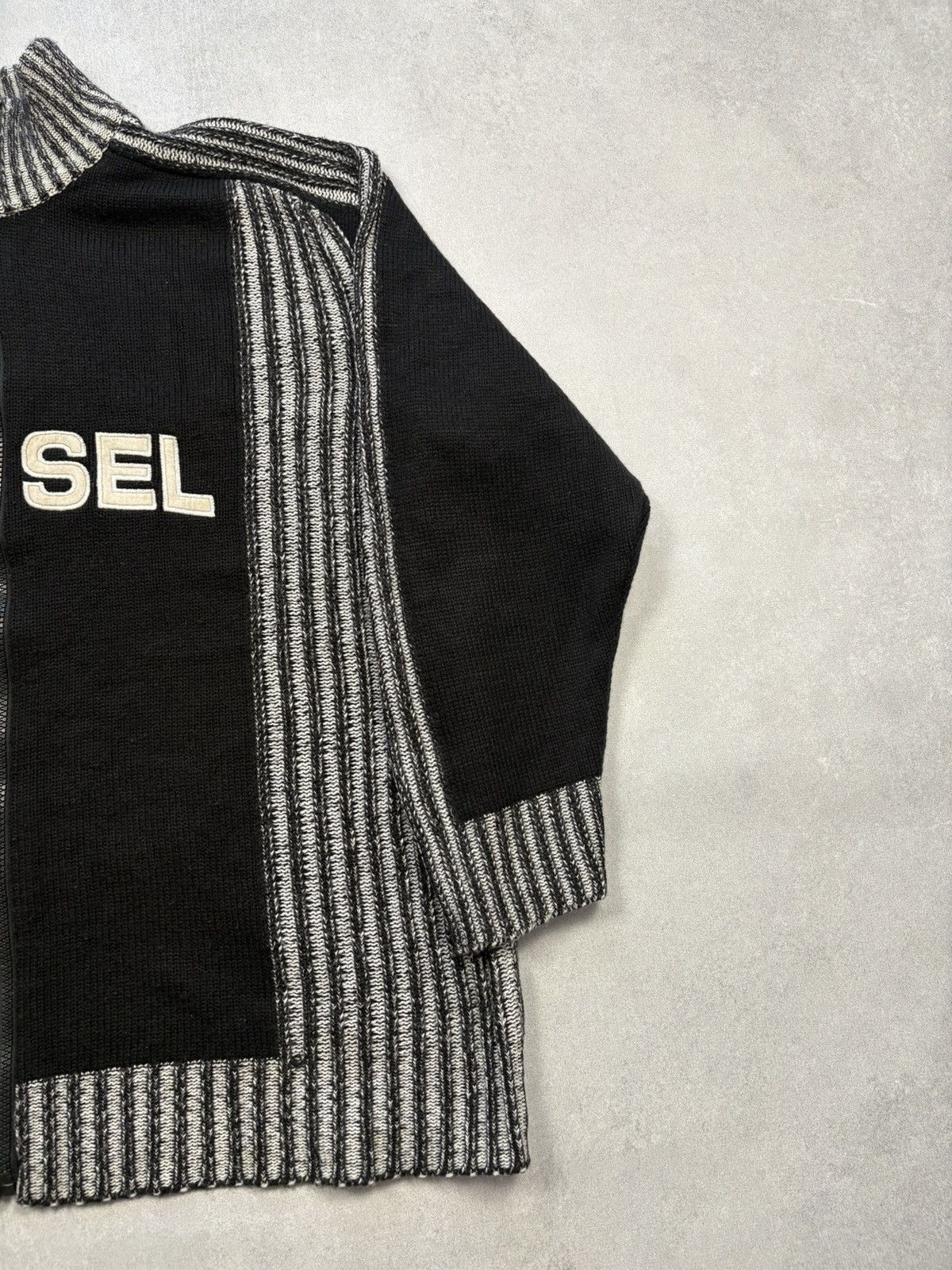 Diesel Vintage Diesel Knit Zip Up Sweater Jacket Bog Logo Opium Y2K Size US XL / EU 56 / 4 - 4 Thumbnail