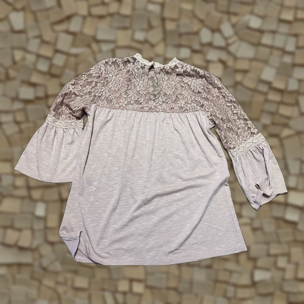 Bell VINTAGE Como Shirt, Women’s Size Small, Pink Lace Top, 3/4 Bell Sleeve, T-Shirt, Womens Size S / US 4 / IT 40 - 1 Thumbnail