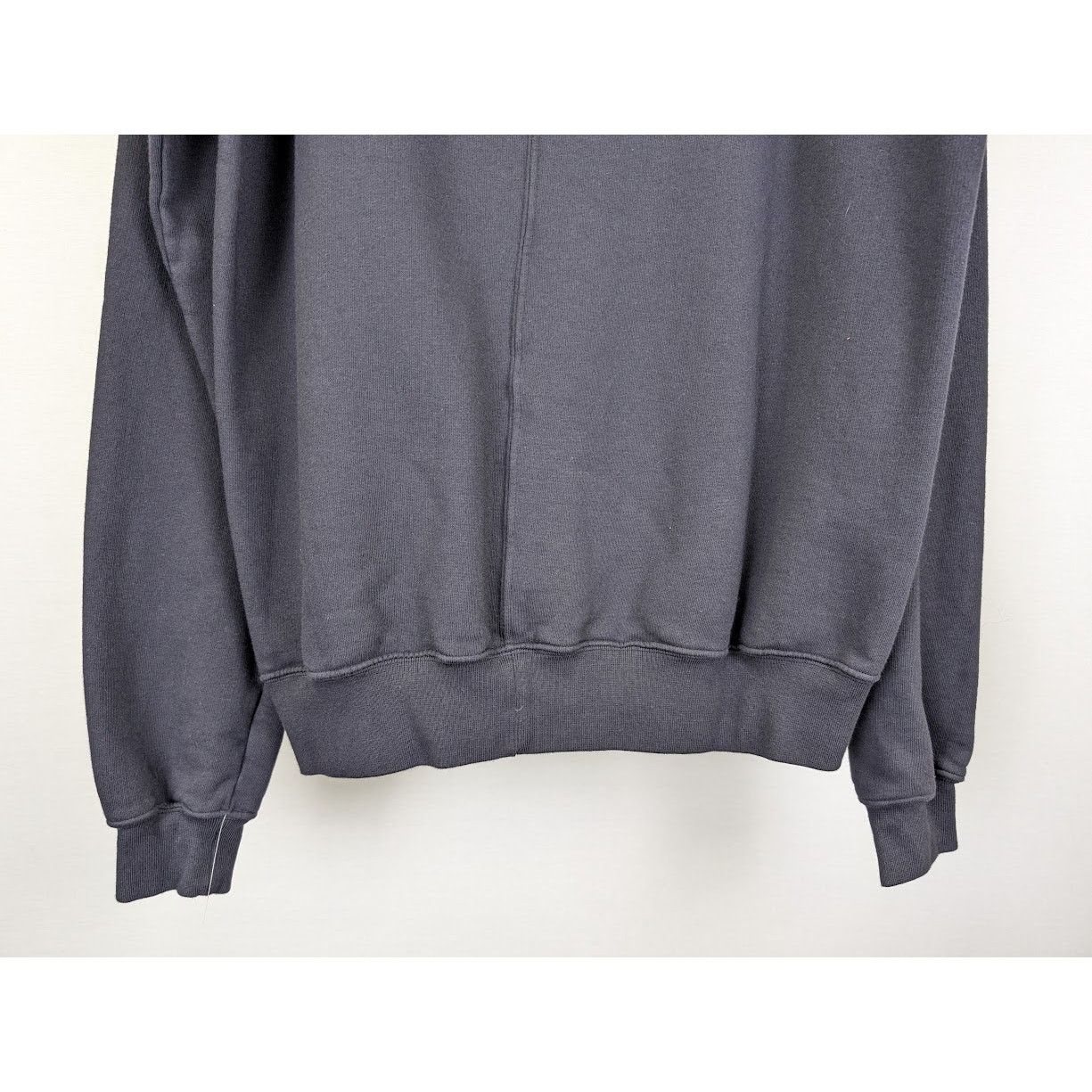 Calvin Klein o1rshd1 Crewneck Sweater in Indigo Size US XL / EU 56 / 4 - 11 Thumbnail