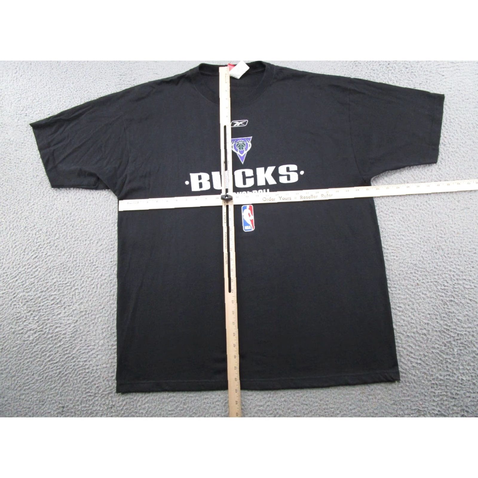 Reebok VINTAGE Reebok Shirt Milwaukee Bucks Basketball Black Short Sleeve XL Crew Neck Men 100% Cotton Logo T-Shirt Size US XL / EU 56 / 4 - 5 Thumbnail