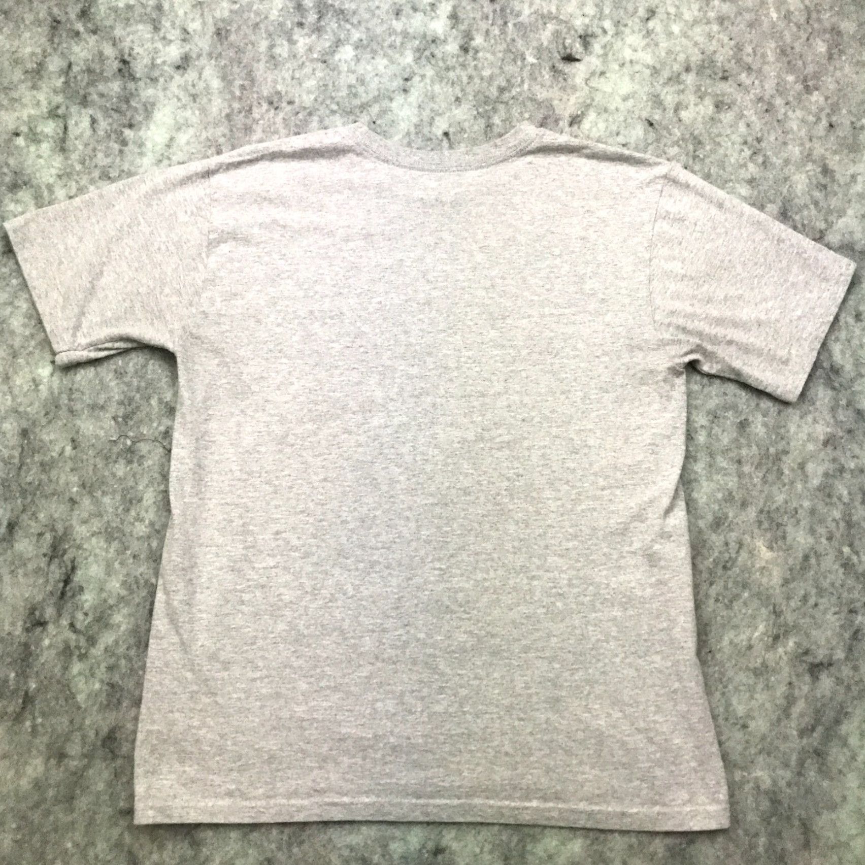 Vintage Disney Captain America Shirt Marvel Mens Medium Grey Short Sleeve Crew Neck T-Shirt Graphic Print 90s Style Size US M / EU 48-50 / 2 - 5 Thumbnail