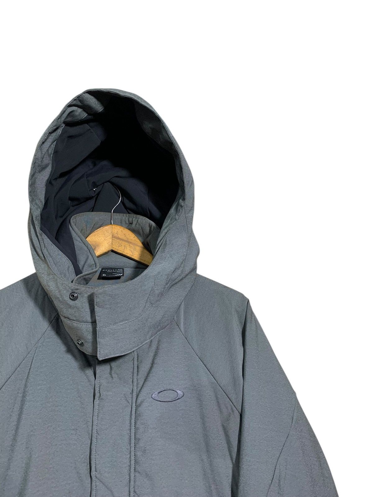Oakley 🔥OAKLEY PUFFER OUTDOOR GEAR JACKETS GREY Size US XL / EU 56 / 4 - 4 Thumbnail