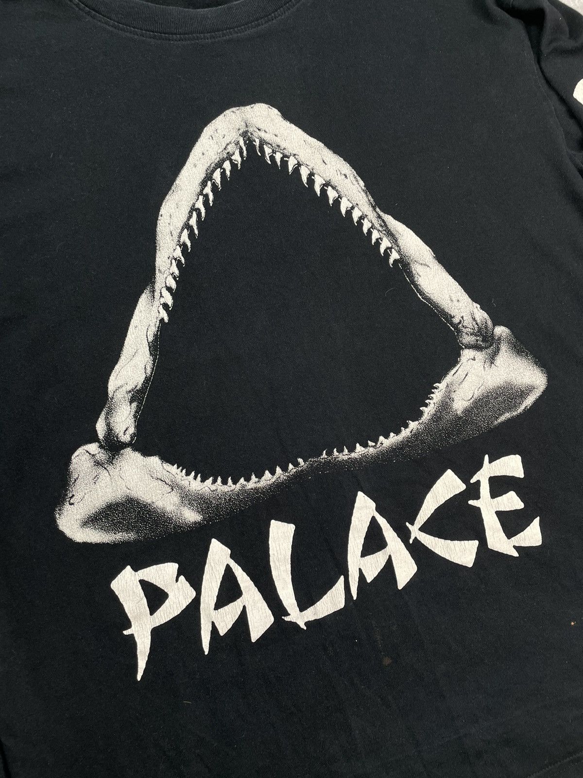 Palace Palace Surf Co Jaws long sleeve Size US M / EU 48-50 / 2 - 3 Thumbnail