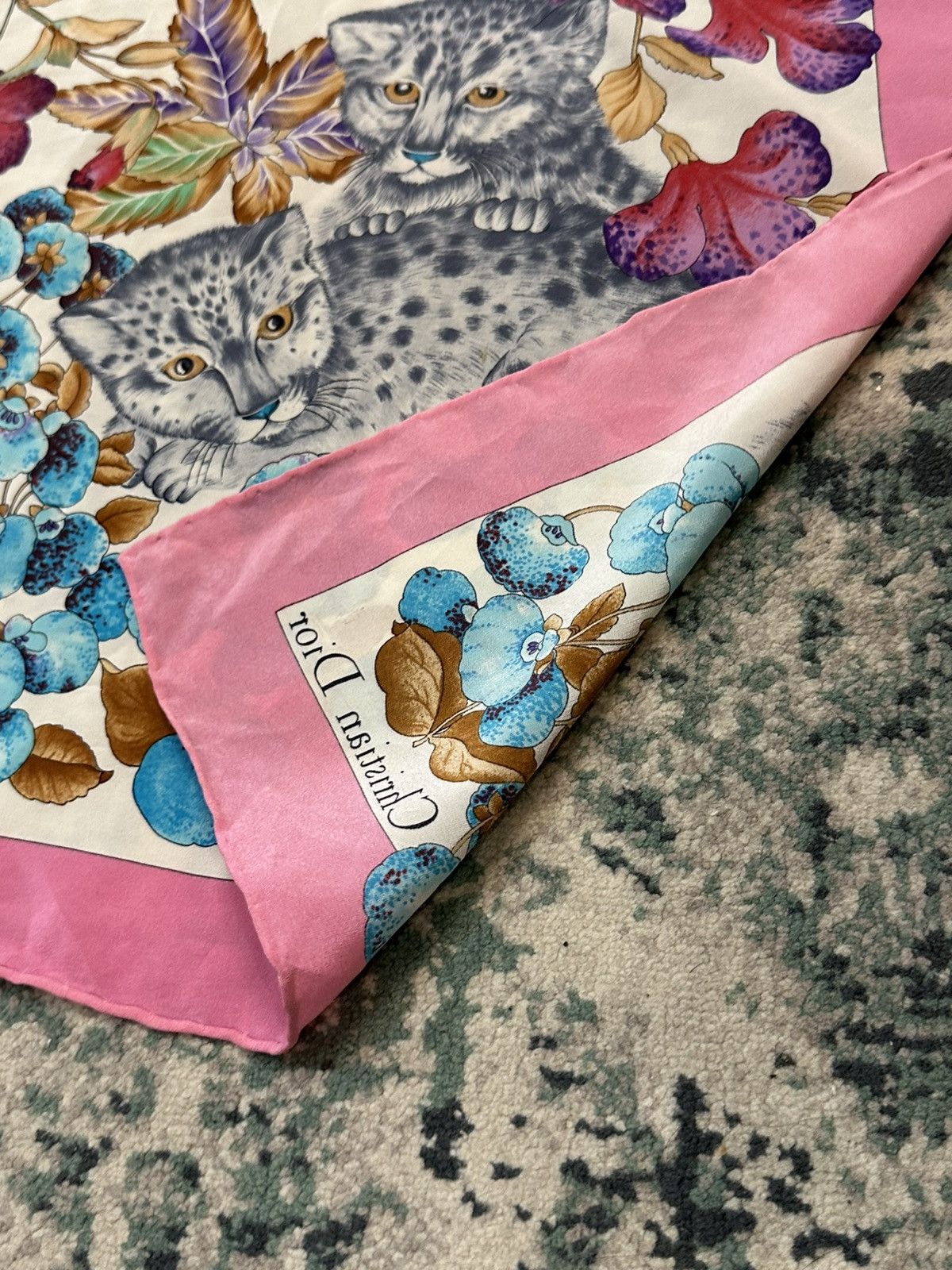 Dior 1980 - Christian Dior Floral Print Shawl Scarves (33x33) Size ONE SIZE - 16 Thumbnail