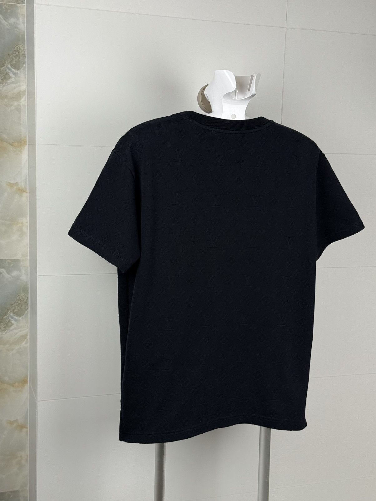 Louis Vuitton LOUIS VUITTON t-shirt Monogram navy 3D Pocket MEN size S Size US S / EU 44-46 / 1 - 2 Thumbnail