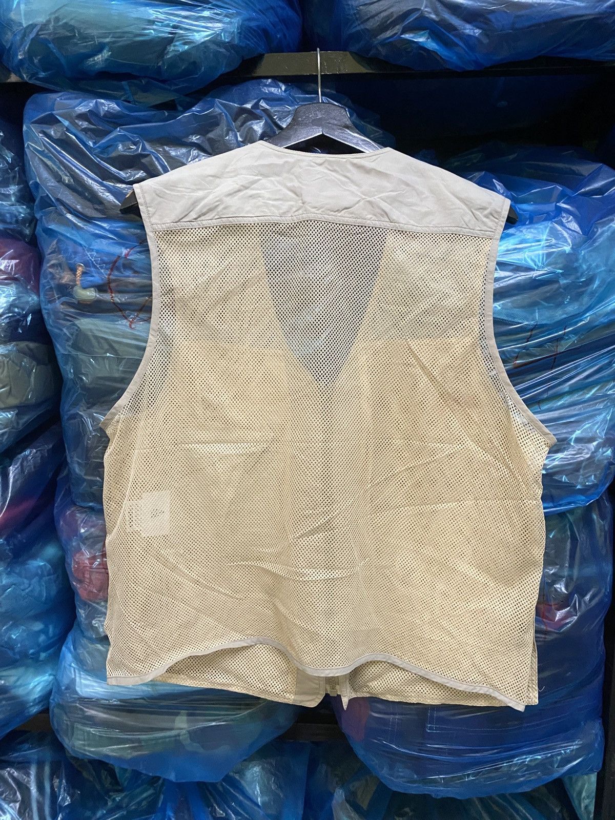 Other Laterra Multi-Pocket Utility Fishing Vest Beige Outdoor Gear Size US L / EU 52-54 / 3 - 5 Thumbnail