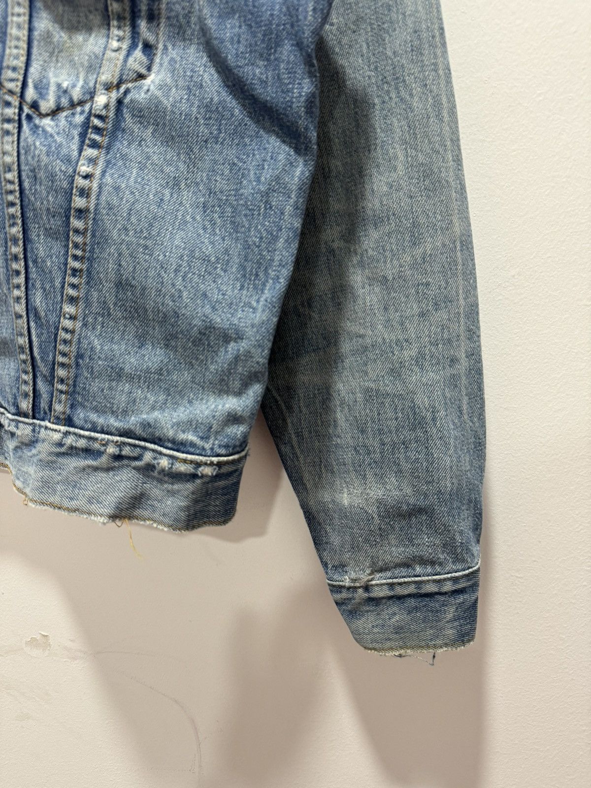 Levi's × Levi's Vintage Clothing × Vintage VINTAGE LEVIS THRASHED TRUCKER DENIM JACKET Size US XS / EU 42 / 0 - 5 Thumbnail
