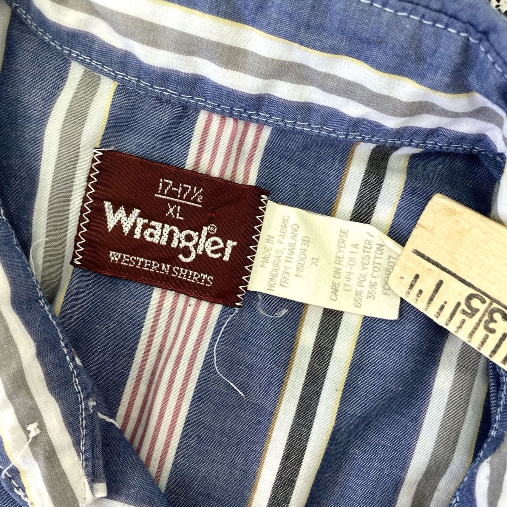 Wrangler VINTAGE Wrangler Western Shirt Mens XL Blue Red Stripe Pearl Pocketed Button-Up Short Sleeve Size US XL / EU 56 / 4 - 4 Thumbnail