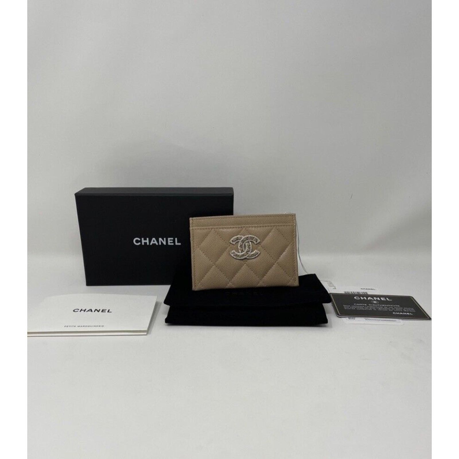 Chanel Auth BNIB Chanel Crystal Beige Flat Card Holder Wallet 22S Size ONE SIZE - 11 Thumbnail