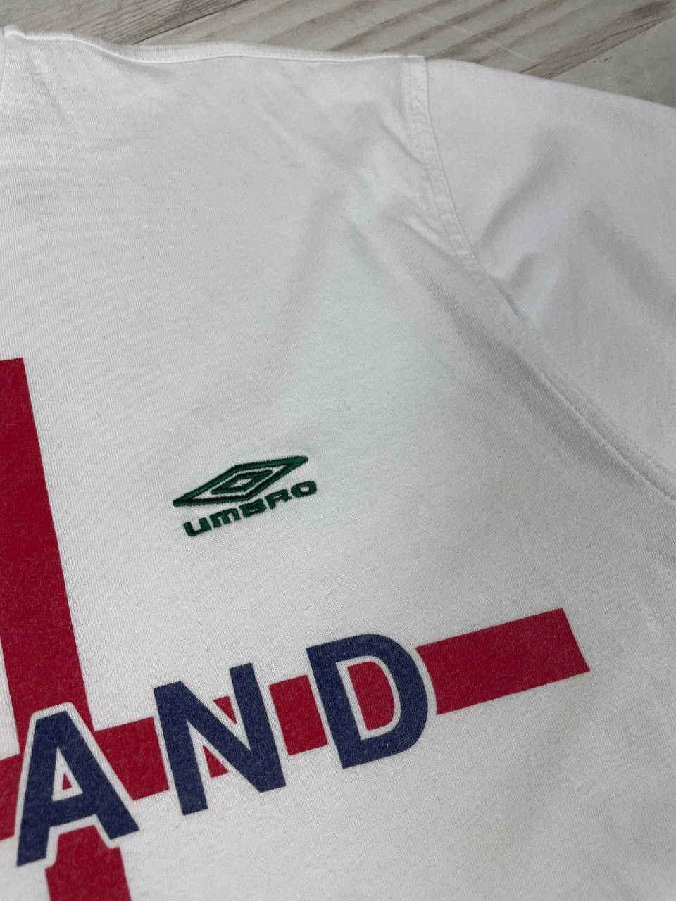 Umbro Vintage Umbro England Football Shirt Soccer Jersey 00s Size US L / EU 52-54 / 3 - 8 Thumbnail