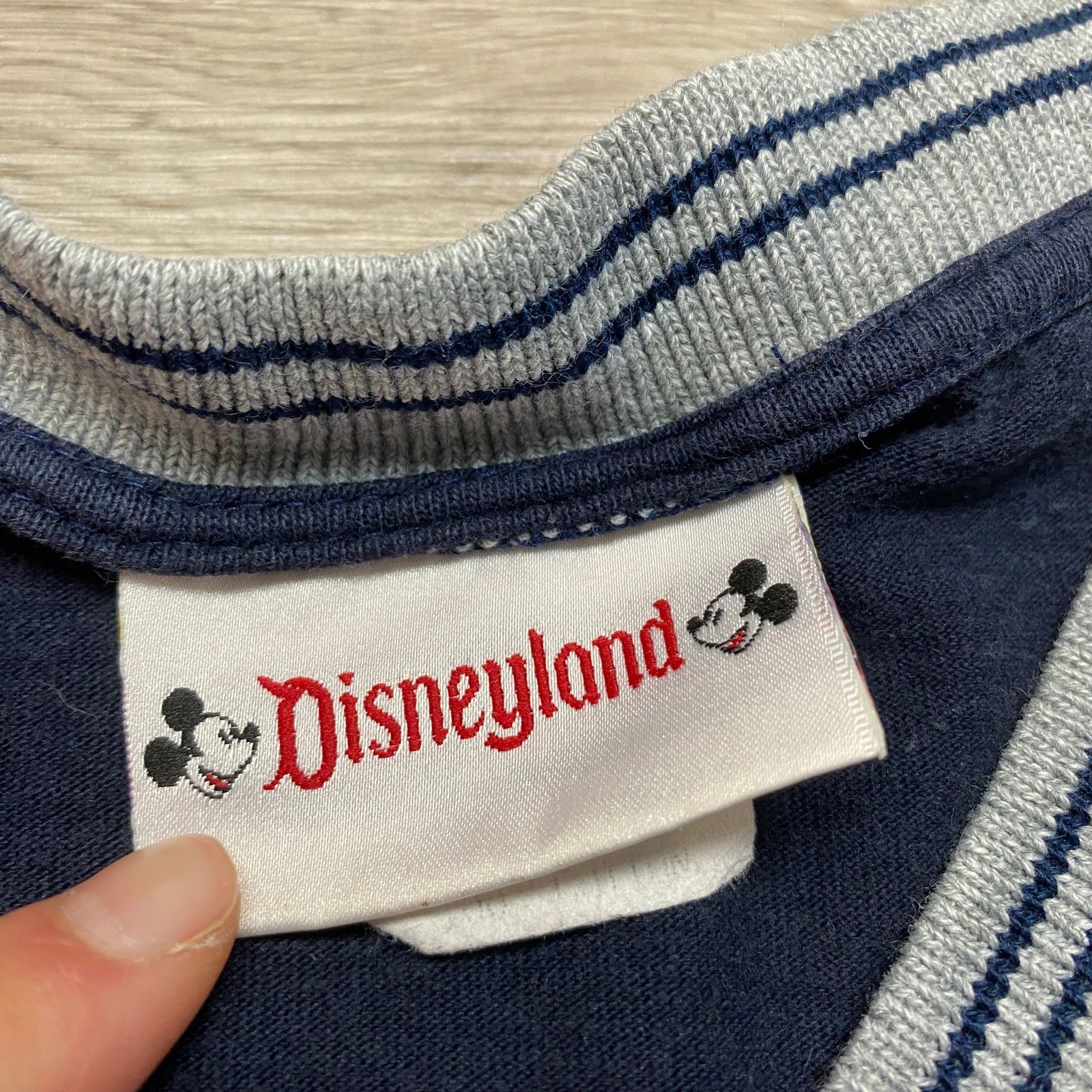 Disney × Vintage VTG Disneyland Mickey Mouse Embroidered V Neck Shirt Large Size US L / EU 52-54 / 3 - 6 Thumbnail