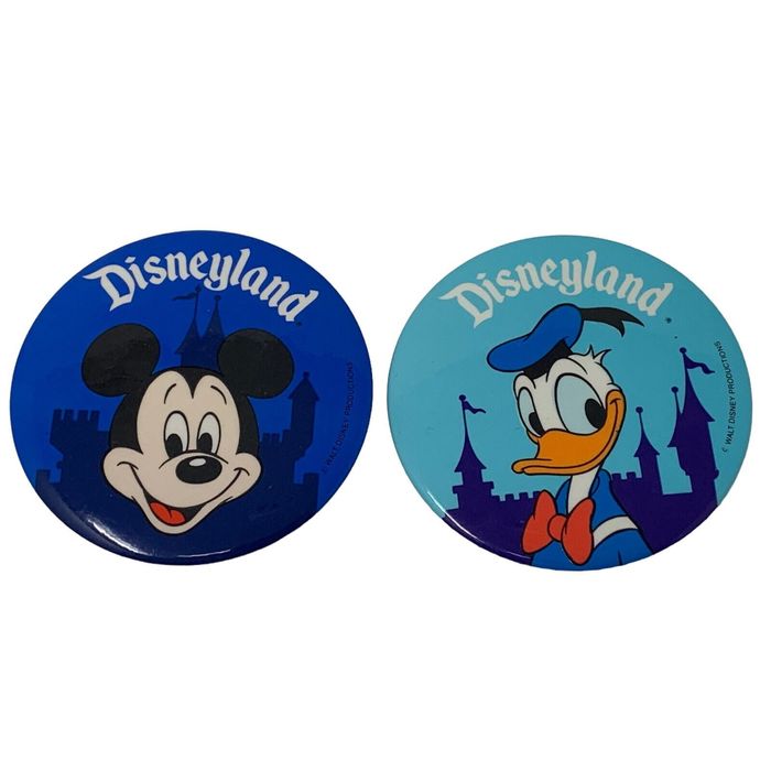 Walt Disney World Mickey Mouse Pin Back Button