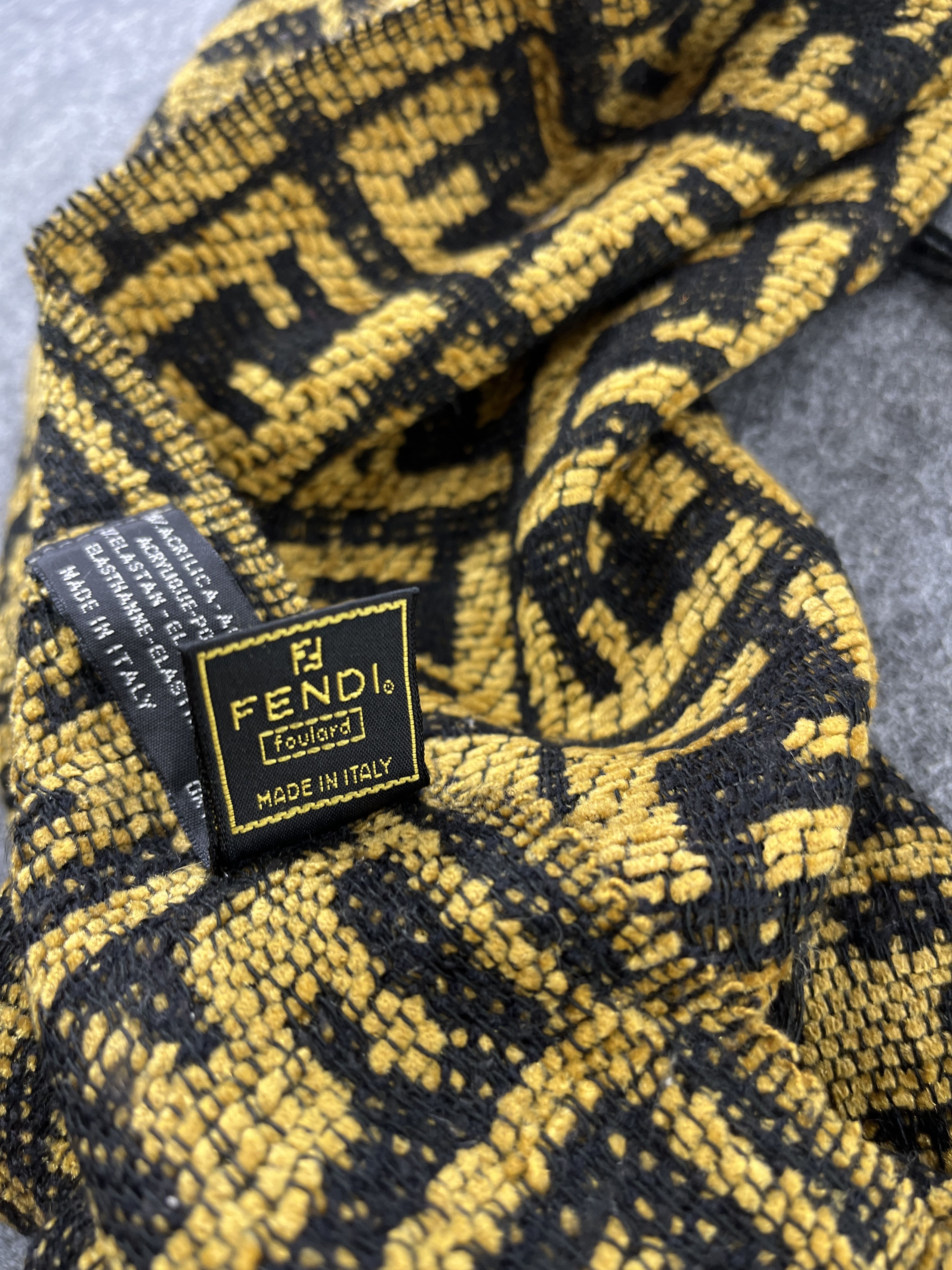 Vintage MONOGRAM FENDI SCARVES / MUFFLER / NECKWEAR T206 Size ONE SIZE - 7 Thumbnail