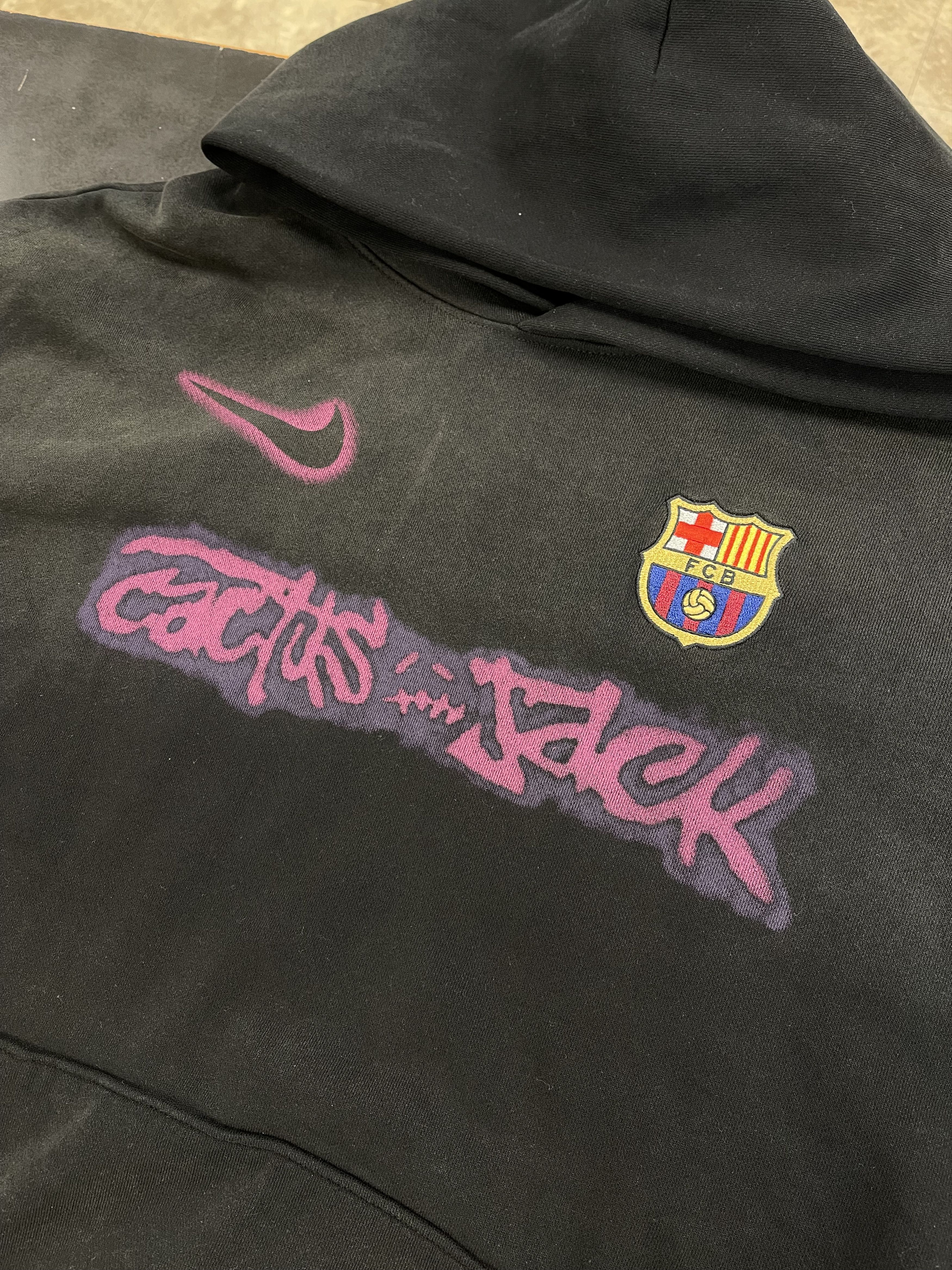 Nike × Travis Scott Travis Scott x Nike x FC Barcelona Spray Logo