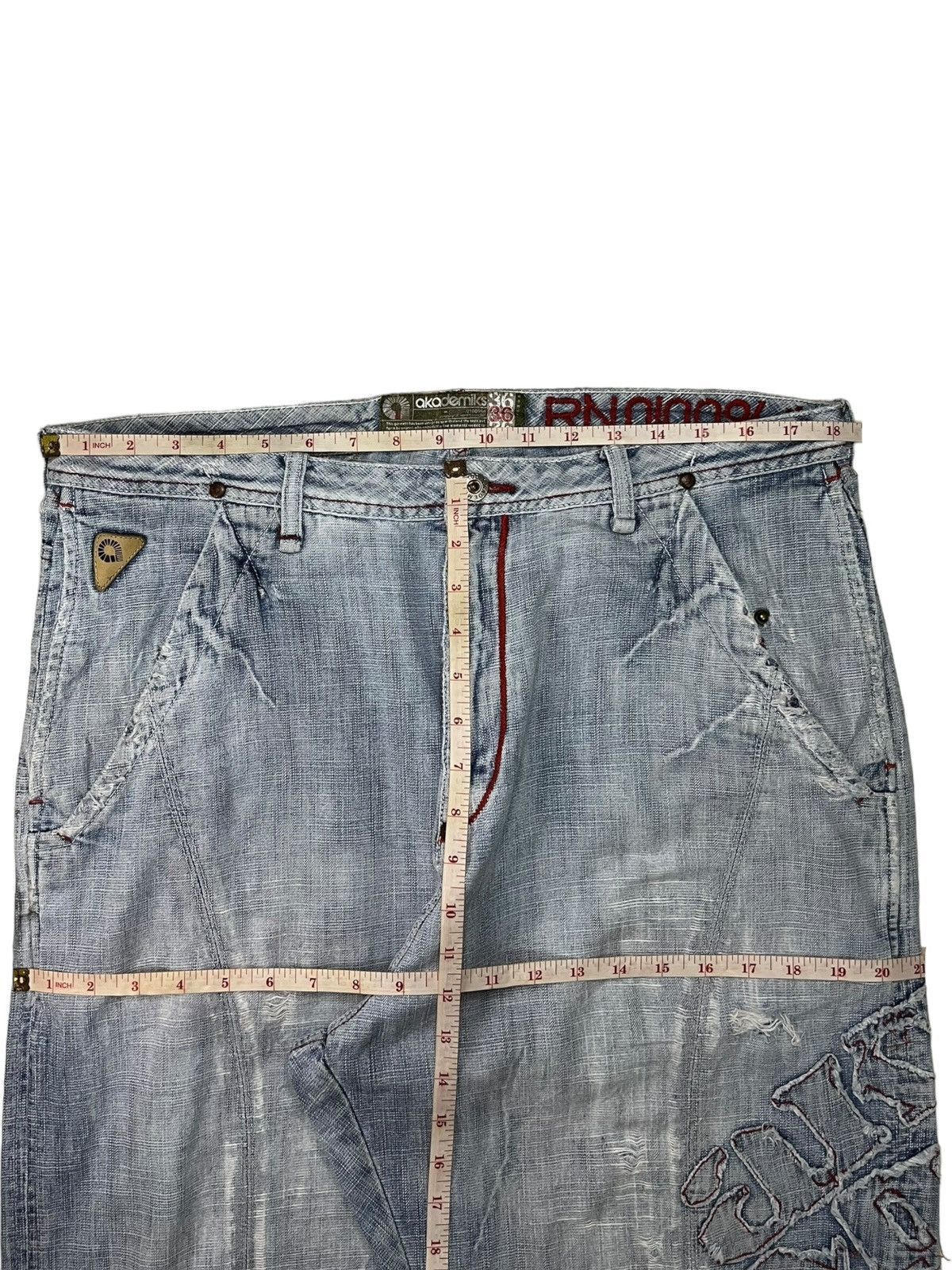Akademiks Vintage Akademiks Acid Wash Style Distressed Baggy Jeans Size US 37 - 12 Thumbnail