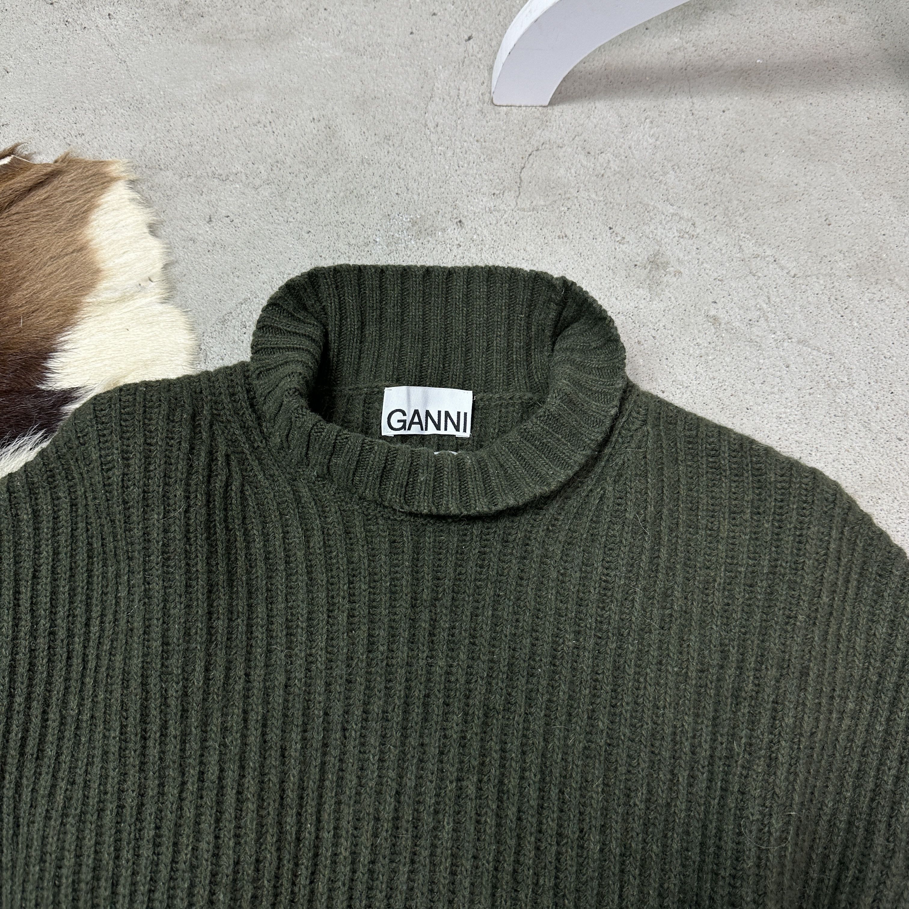 Ganni Vintage Streetwear Ganni Turtleneck Sleeveless Sweater Y2K Size M / US 6-8 / IT 42-44 - 3 Thumbnail