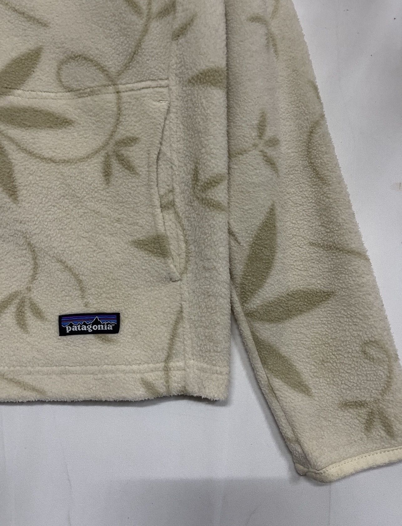 Patagonia Patagonia Women's Synchilla Floral Quarter Zip fleece jacket Size XS / US 0-2 / IT 36-38 - 3 Thumbnail