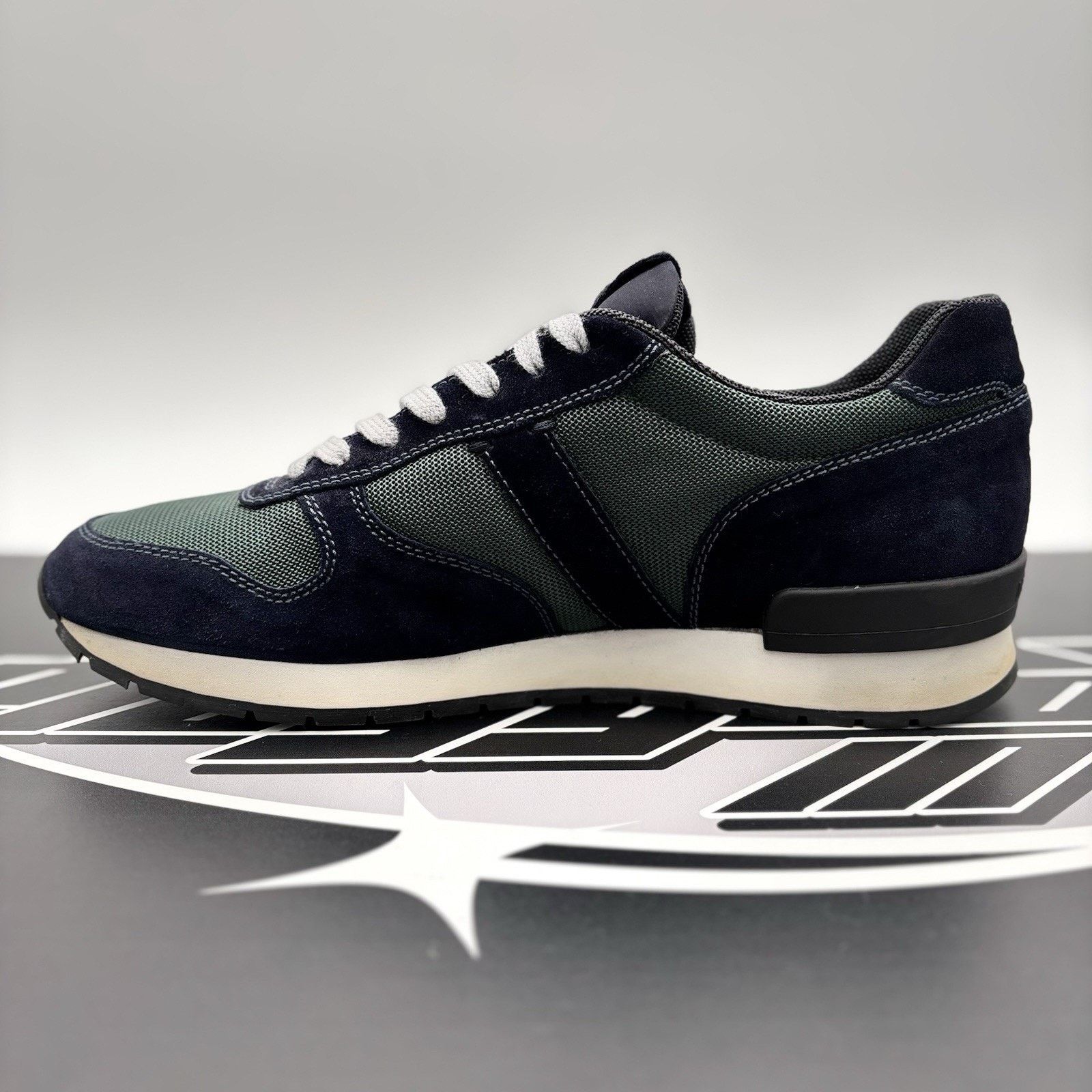 Moncler Moncler Montego Suede Trainer ' Navy, Green ' | SUPER CLEAN! Size US 11 / EU 44 - 4 Thumbnail
