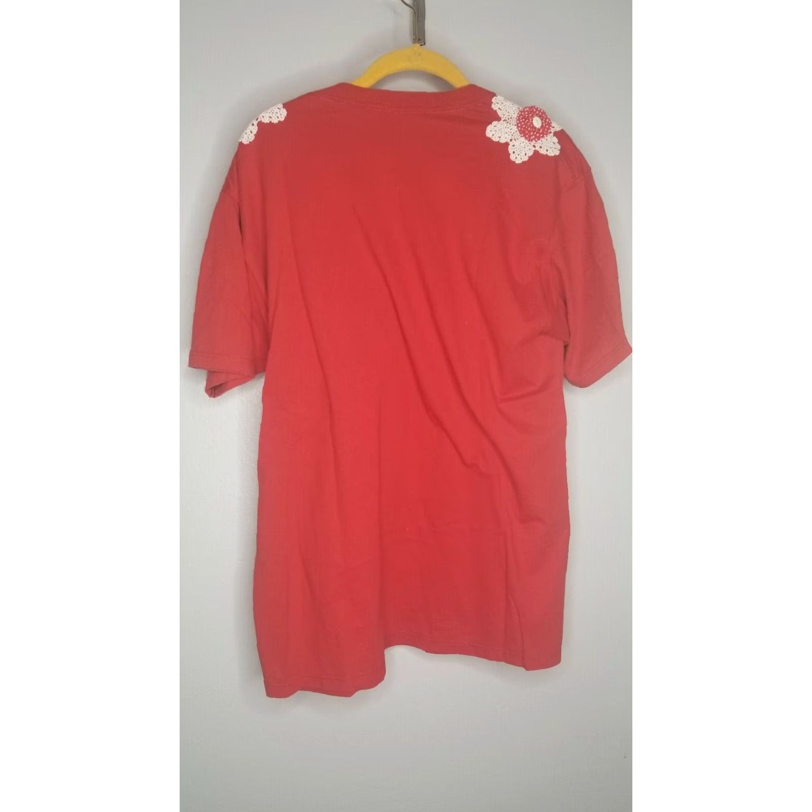 Jerzees VINTAGE Jerzees Shirt Mens L Red Flower Applique 90s Made in USA Mens Size L / US 10 / IT 46 - 5 Thumbnail
