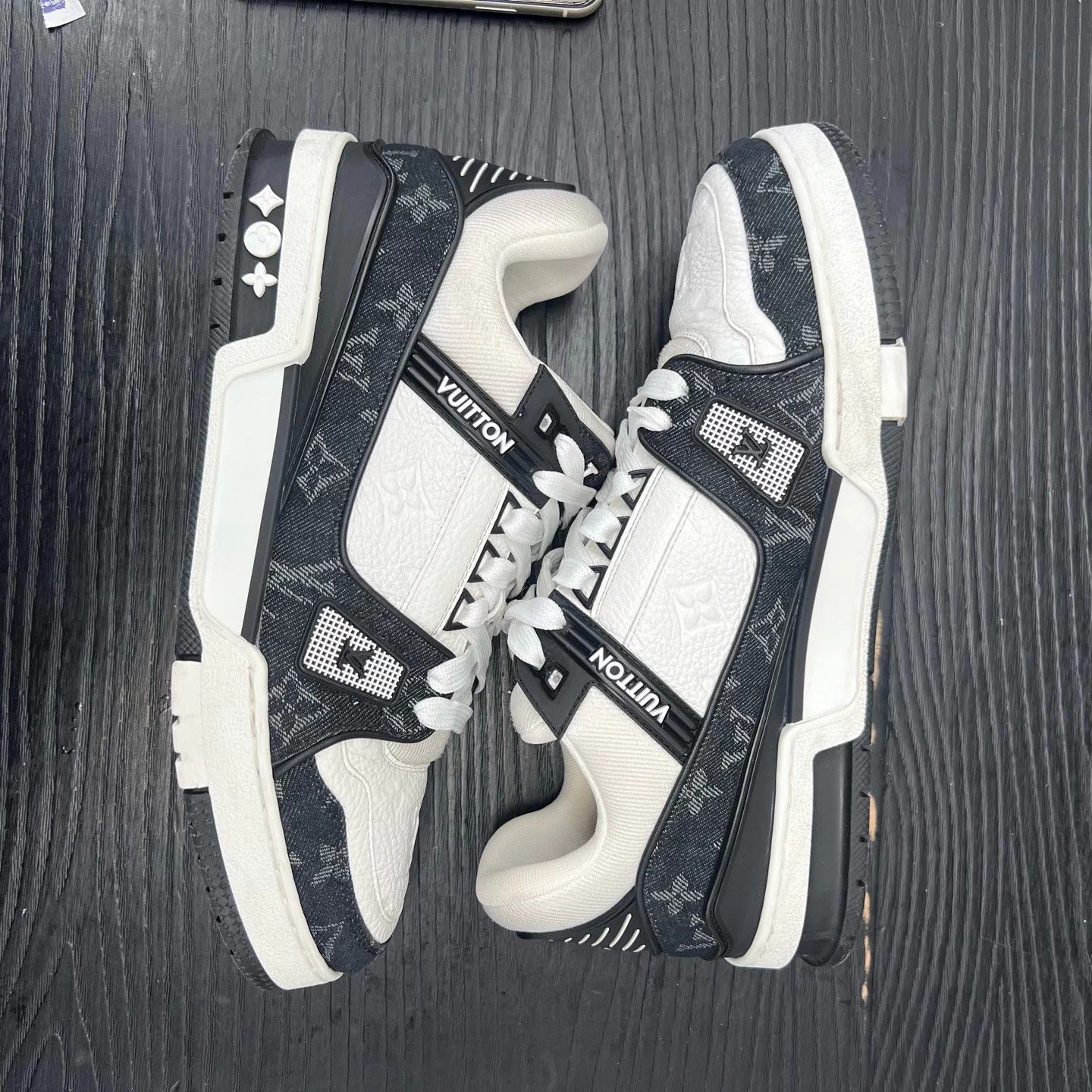 Louis Vuitton LV Trainer Black & White Denim 41 Size US 8 / EU 41 - 3 Thumbnail