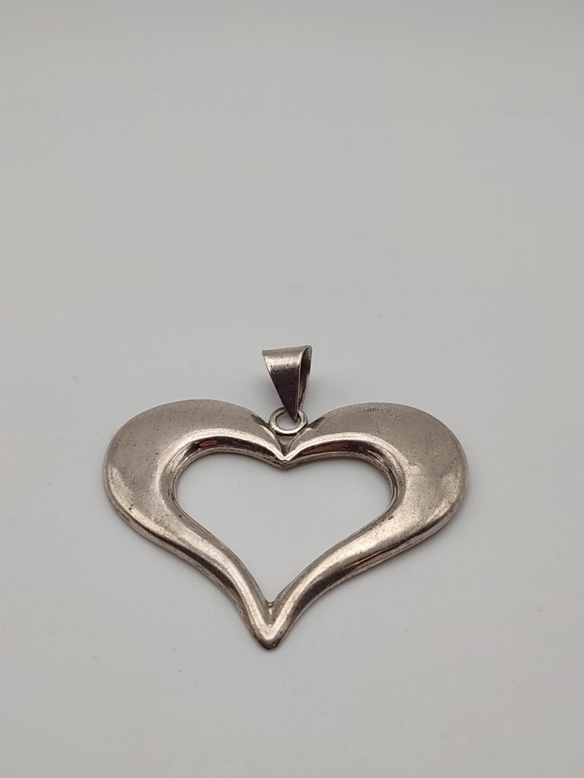 The Unbranded Brand Vintage Mexico 925 Sterling Silver Large Open Heart Pendant Size ONE SIZE - 1 Thumbnail