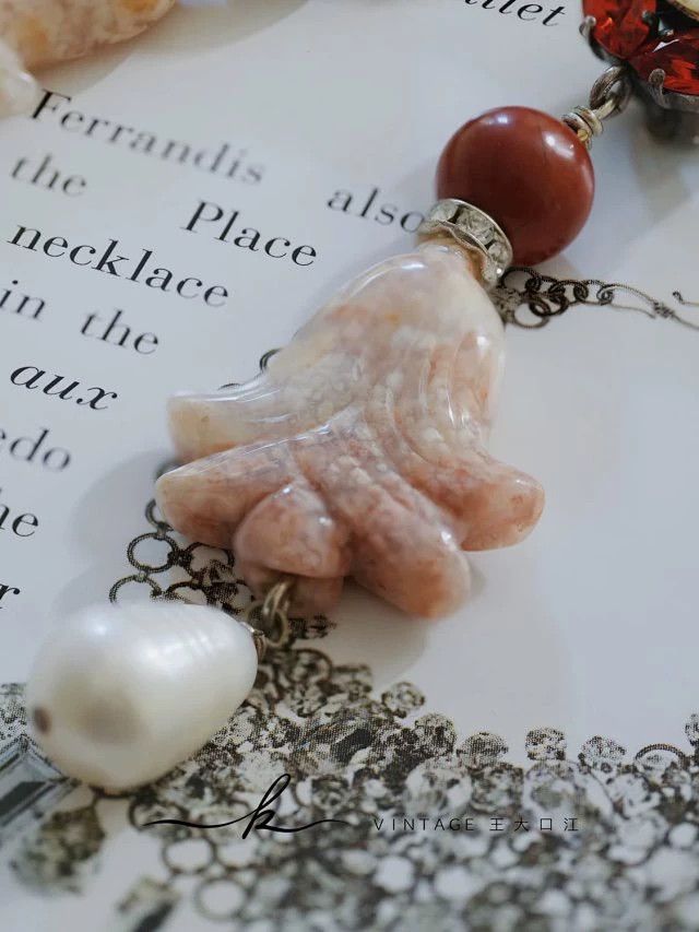 Other Philippe Ferrandis Vintage MOP Crystal Pearl Earclips Size ONE SIZE - 6 Thumbnail