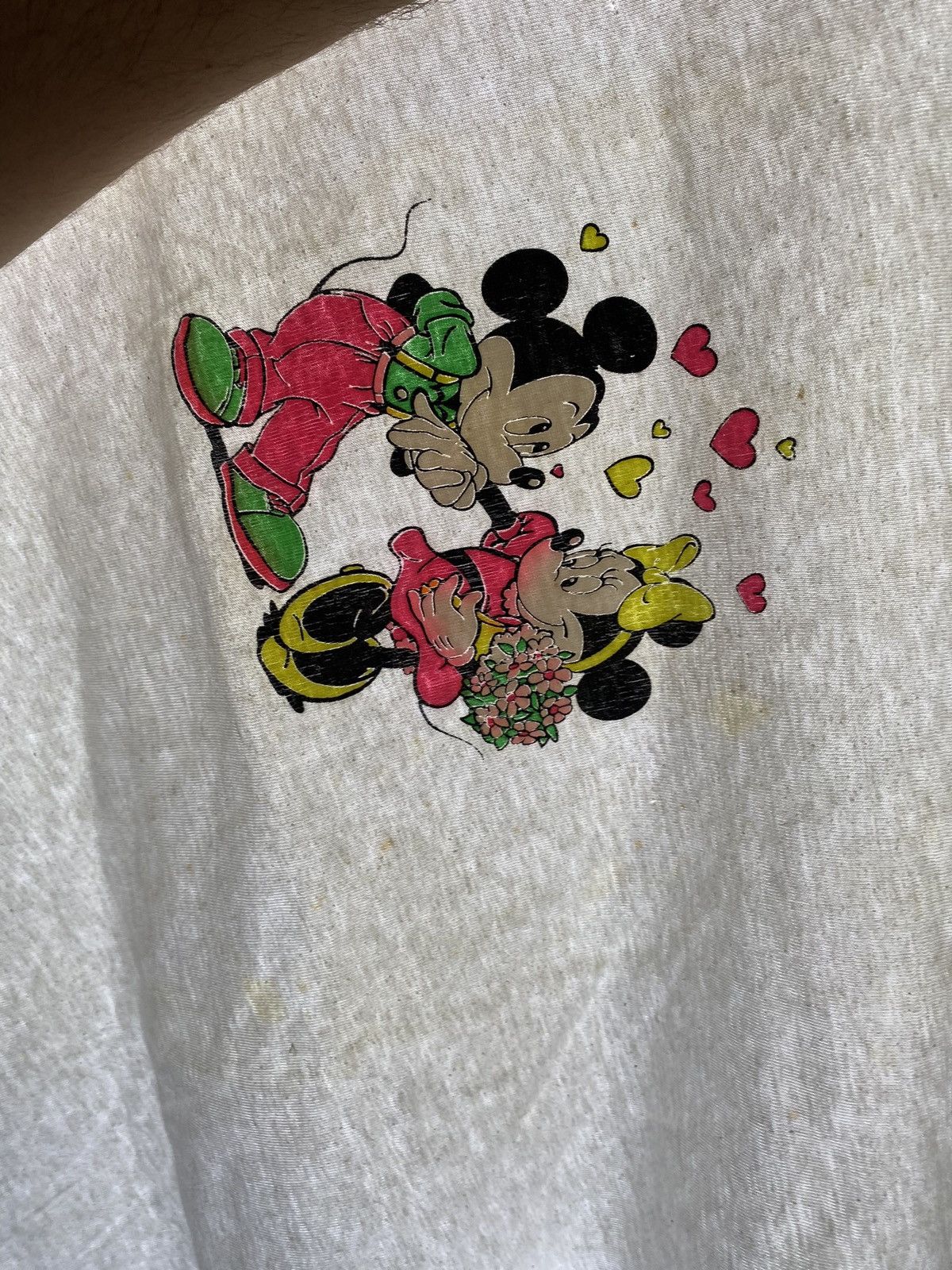Other 🔥Vntg Disney Mickey and Minnie mouse love tee Size US M / EU 48-50 / 2 - 7 Thumbnail
