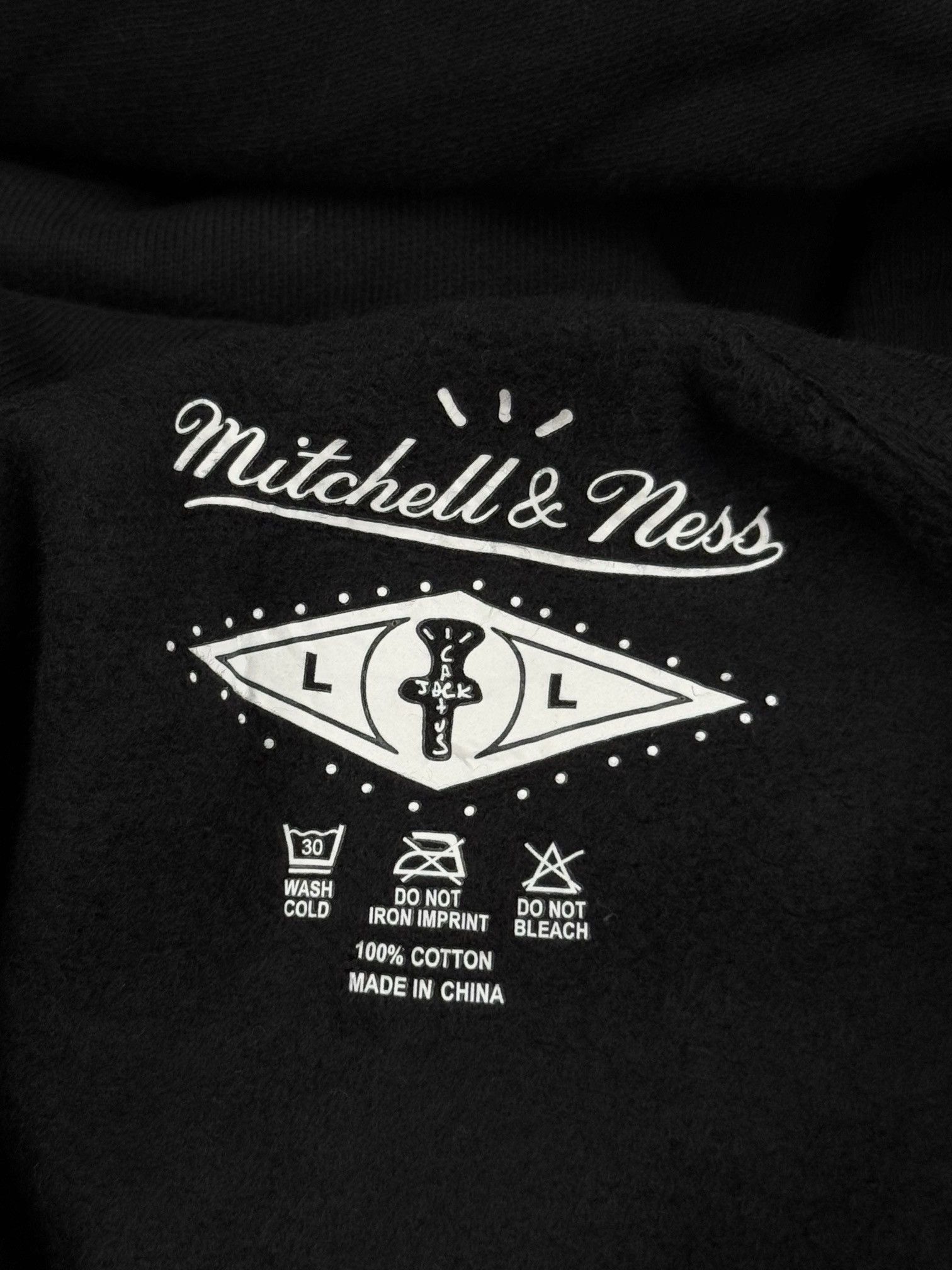 Mitchell & Ness × Travis Scott UNWORN* Travis Scott x M&N University Of Central Florida Size US L / EU 52-54 / 3 - 9 Thumbnail