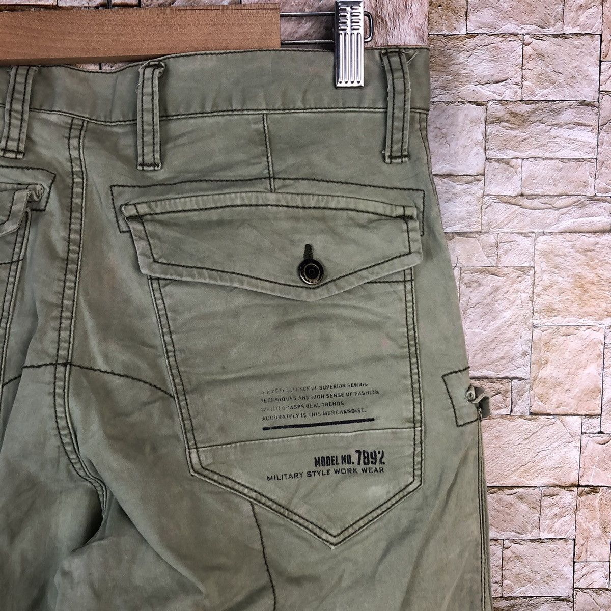 Japanese Brand IZRF Military Green Cargo Multipocket Pants #A1158 Size US 31 - 20 Thumbnail
