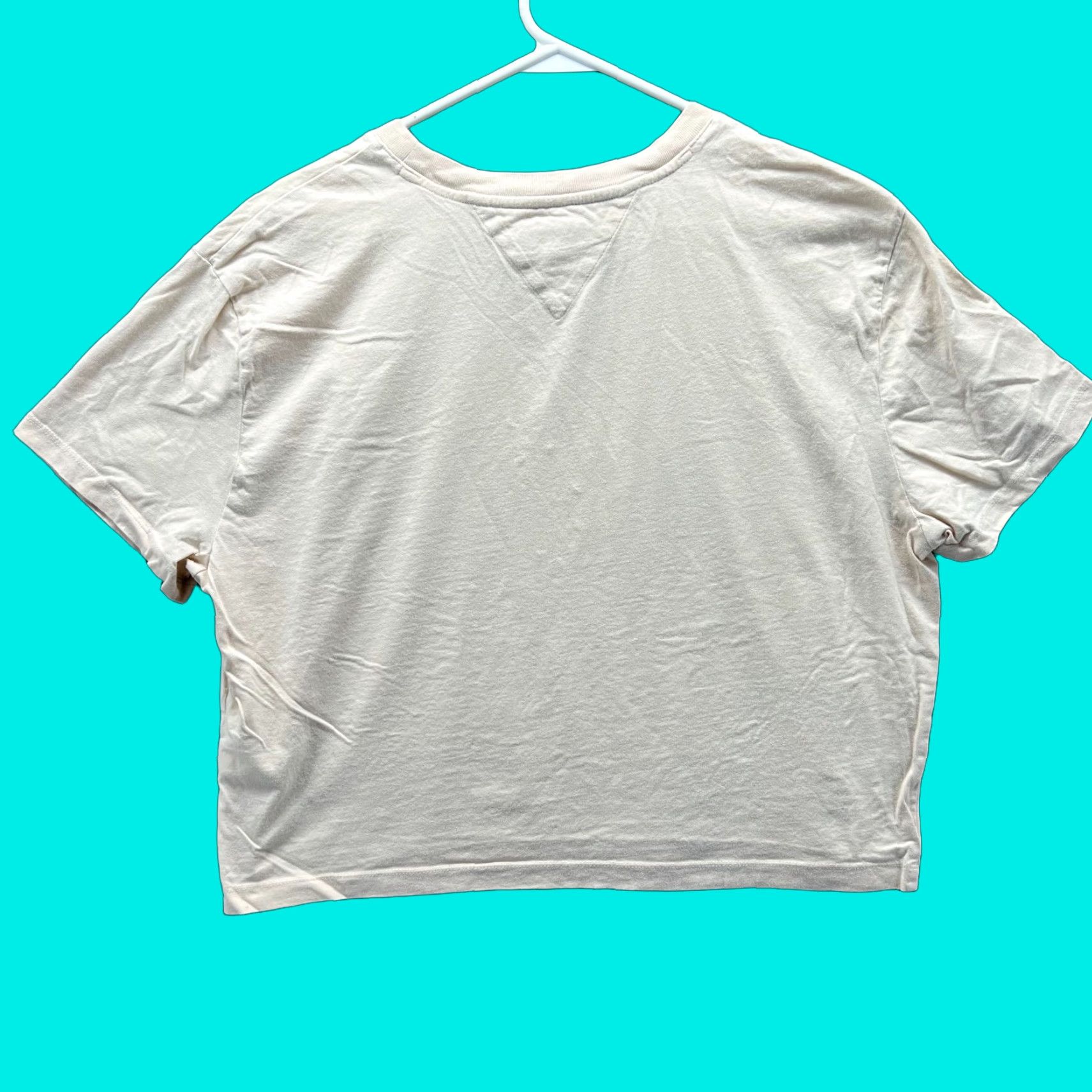 Tommy Hilfiger VINTAGE Tommy Hilfiger Shirt Womens Large Beige Crewneck Tee Cropped Flag Logo Size L / US 10 / IT 46 - 1 Thumbnail