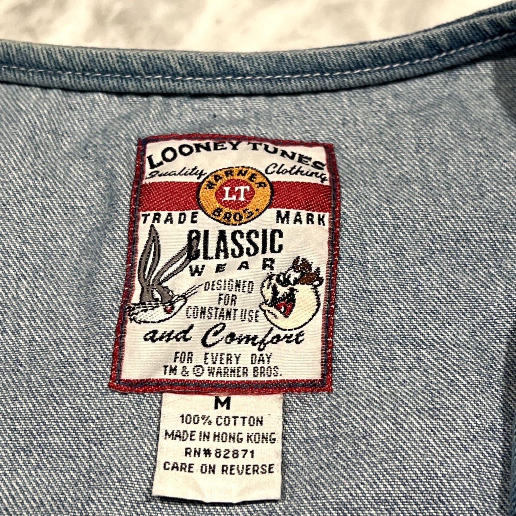 Vintage VINTAGE Looney Tunes Denim Vest Womens M Embroidered Bugs Bunny Tasmania Devil BOOM Denim Vest Women’s M Blue 90s Cartoon Womens Size M / US 6-8 / IT 42-44 - 5 Thumbnail