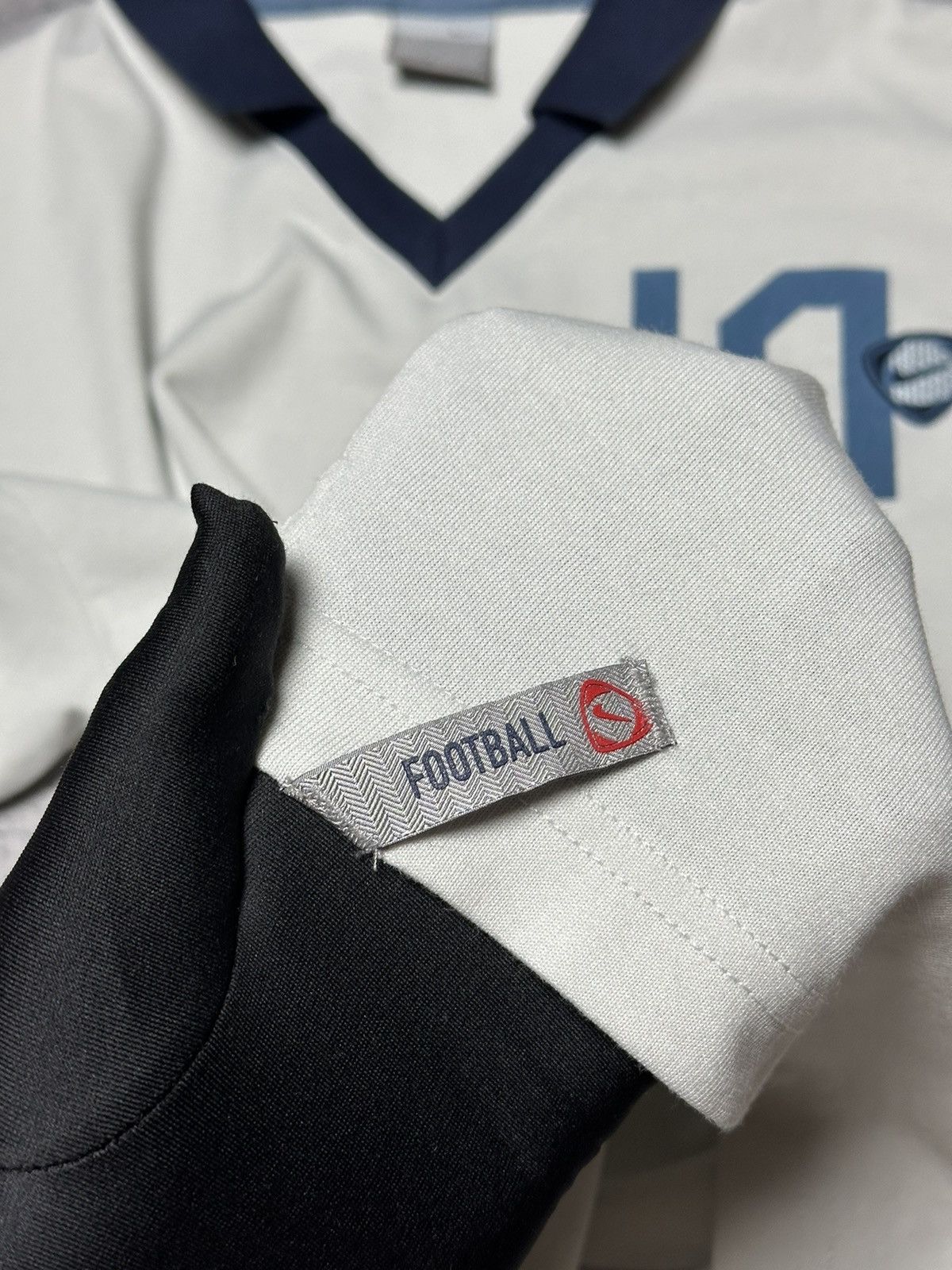 Nike Vintage Nike Total 90 #10 Football Soccer Polo Shirt Jersey Size US L / EU 52-54 / 3 - 5 Thumbnail