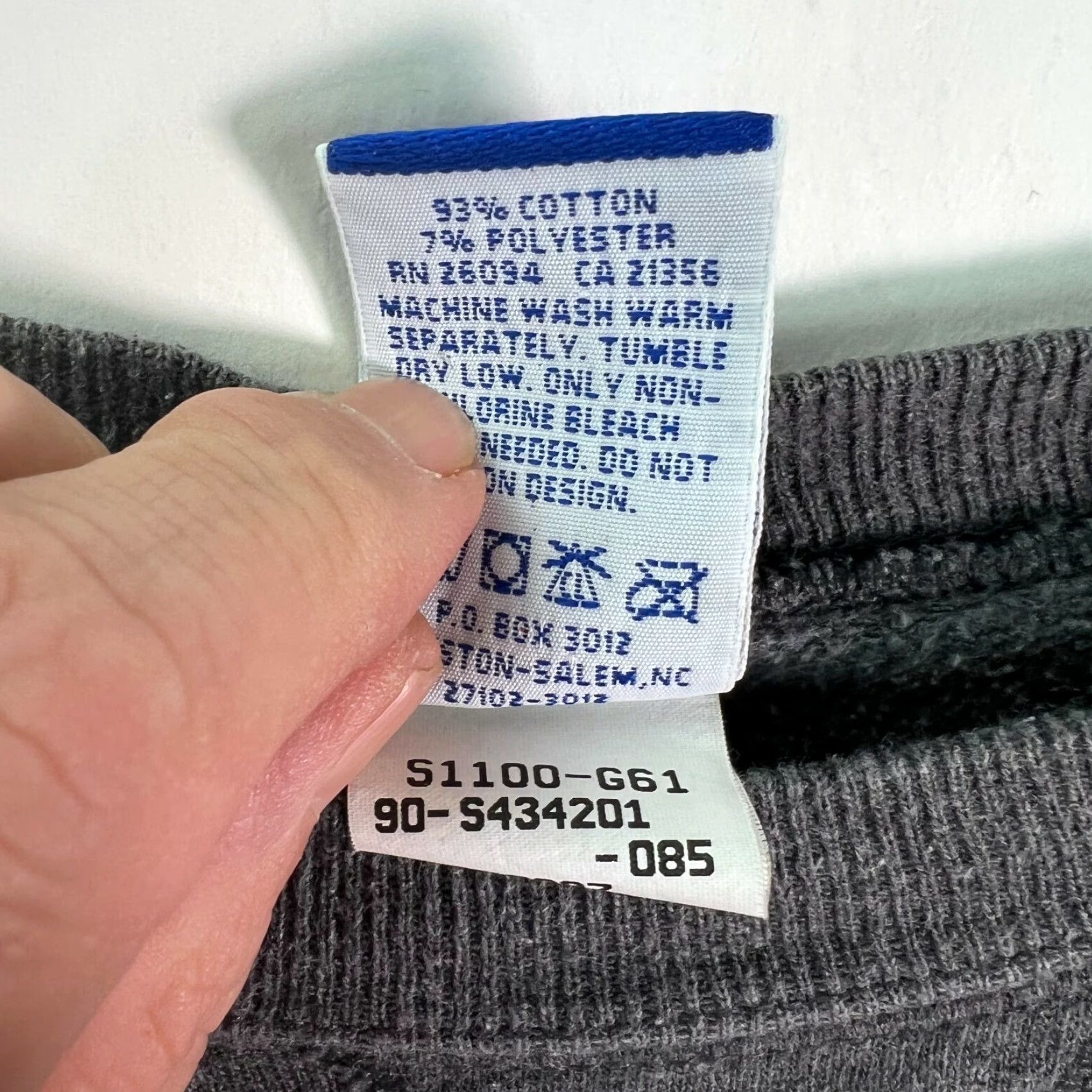 Champion Champion Sweatshirt Mens XL Gray Long Sleeve Crew Neck Pullover Casual, 93% Cotton, 7% Polyester, Logo, Solid, Regular Fit Size US XL / EU 56 / 4 - 7 Thumbnail