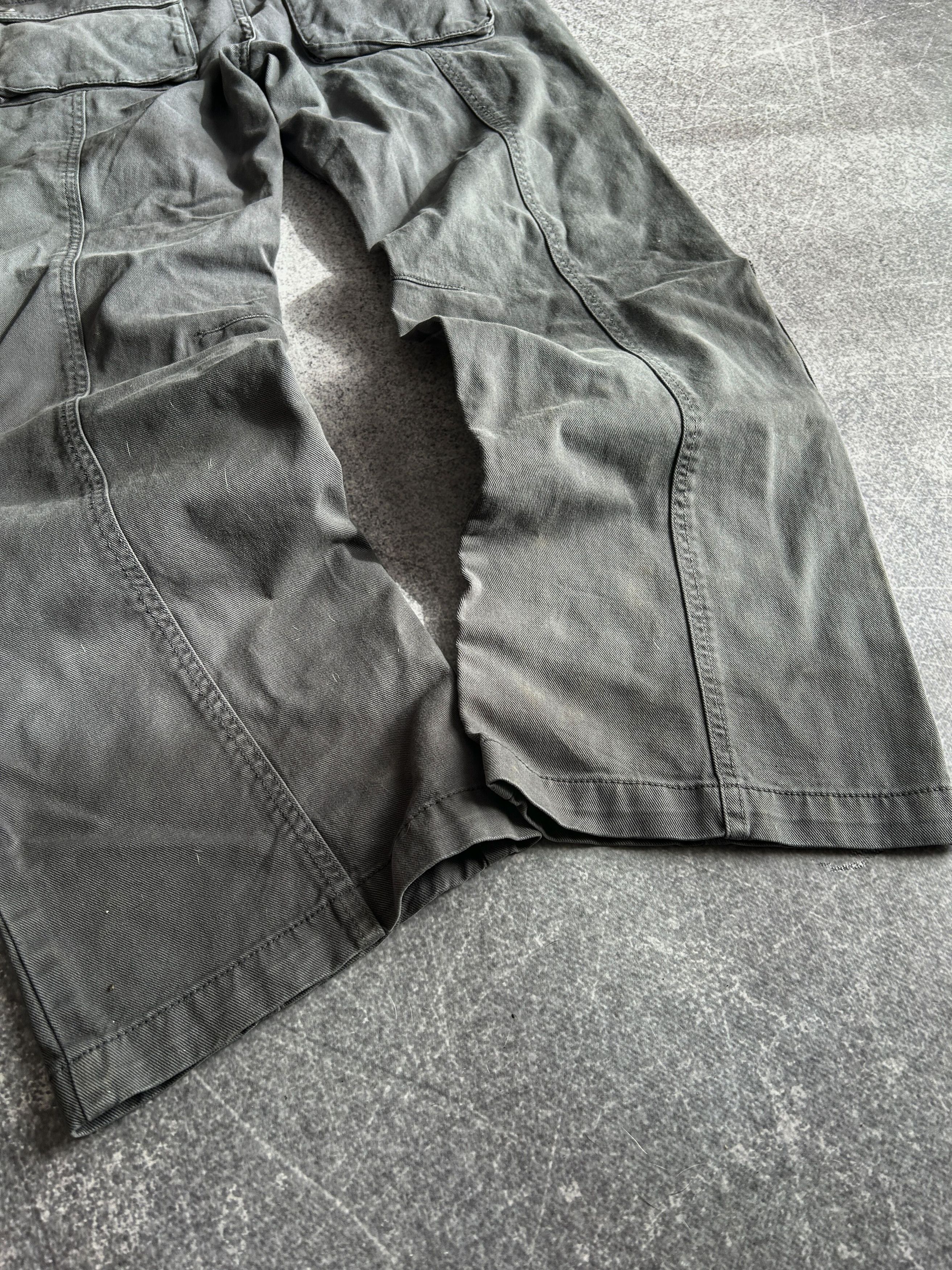 Yohji Yamamoto Y2K Cargo Pants Multi Pocket Tactical Wide Fit Dark Grey Size US 32 / EU 48 - 5 Thumbnail