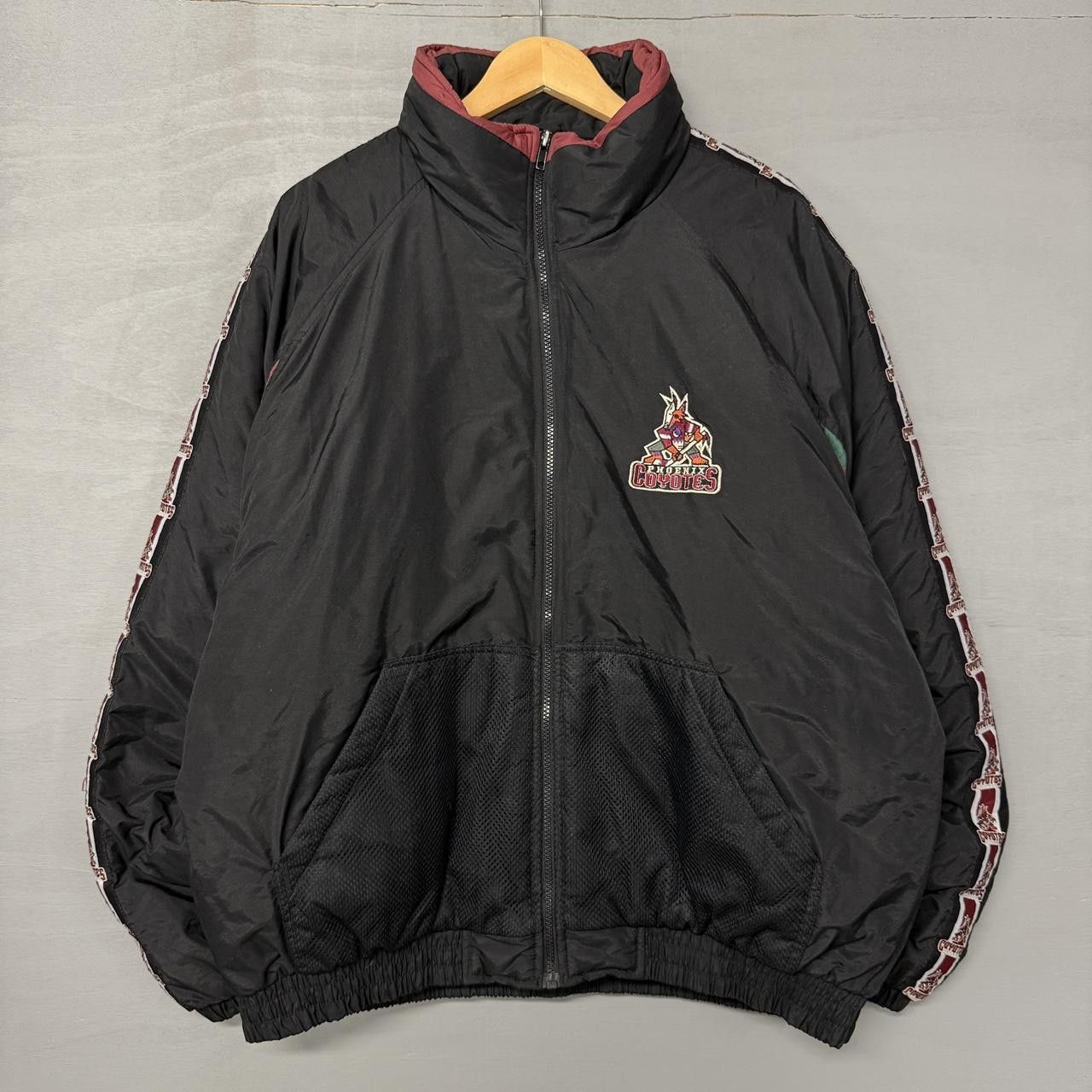 Vintage Phoenix Coyotes Black Zip Up Puffer Jacket XXL
