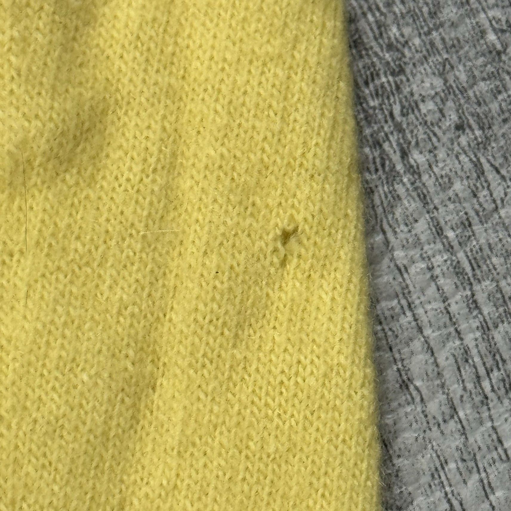 Pringle Of Scotland VINTAGE Pringle of Scotland 100% Cashmere Cardigan Women Size 36 Yellow Classic Retro Size XS / US 0-2 / IT 36-38 - 5 Thumbnail