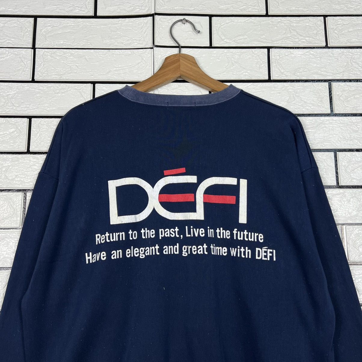 Vintage Vintage 90s DEFI Racing Gauge Big Logo Sweatshirt #3974-C181 Size US L / EU 52-54 / 3 - 2 Thumbnail