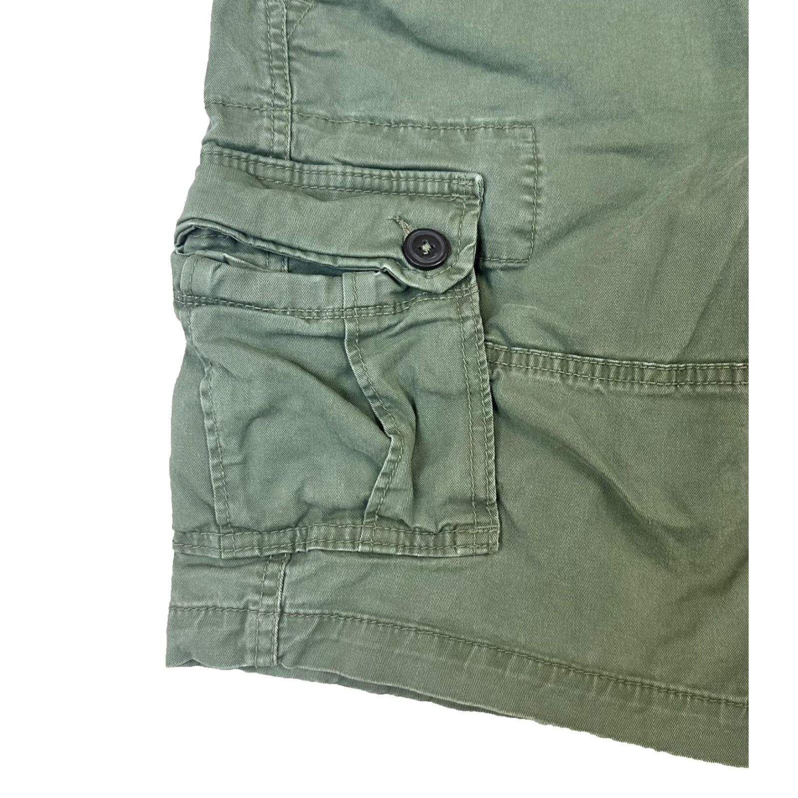 Aeropostale Aeropostale Cargo Shorts Womens 27 Green Utility Pockets Stretch Casual Outdoors Size 27" / US 4 / IT 40 - 3 Thumbnail