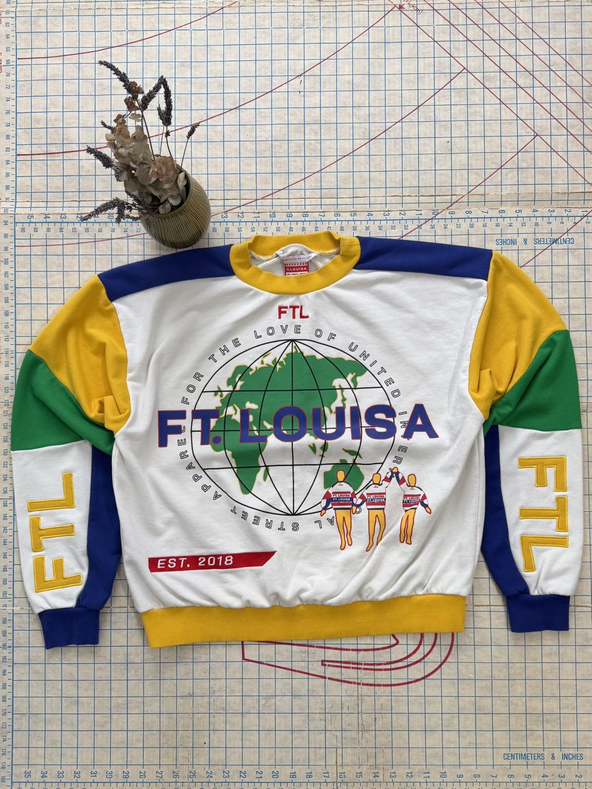 Other Ft. Louisa FTL Multi Color Panel Crewneck Sweater Medium Size US M / EU 48-50 / 2 - 1 Thumbnail