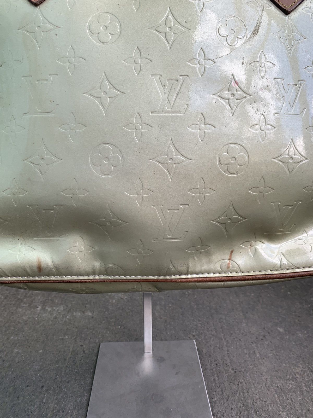 Louis Vuitton Vernis Houston Light Green Patent Shoulder Bag Size ONE SIZE - 8 Thumbnail